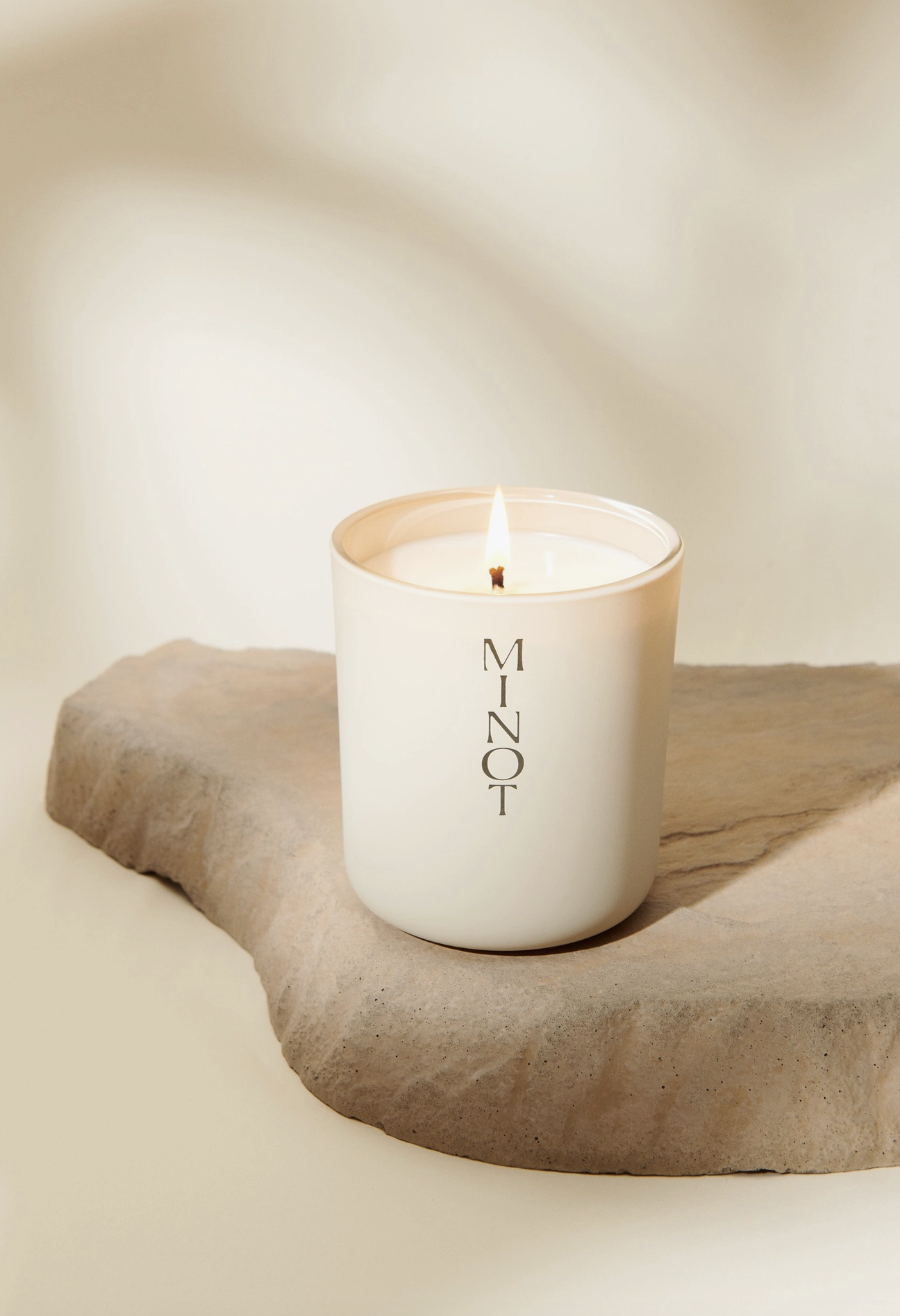 VITA mini　ペンダントライト　ファー Minot Candles – Hoppe Shoppe