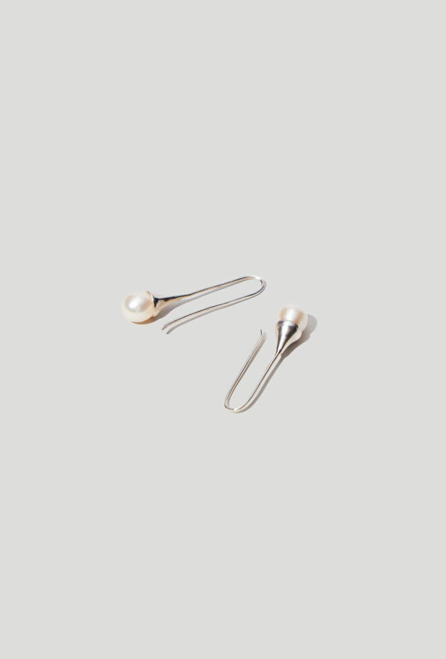 Collette Long Earring in Silver Pearl