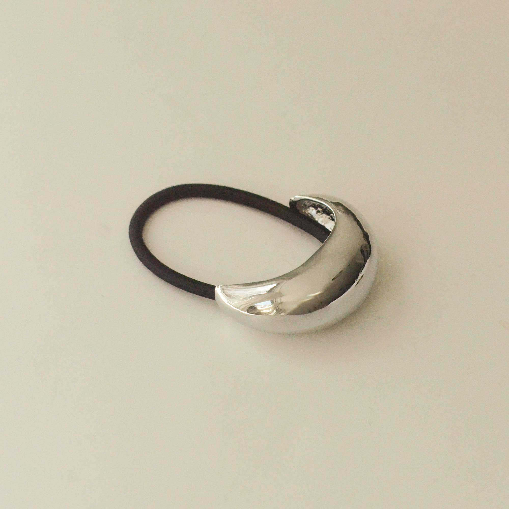 Narrow Crescent Metal Cuff Hair Tie in Silver