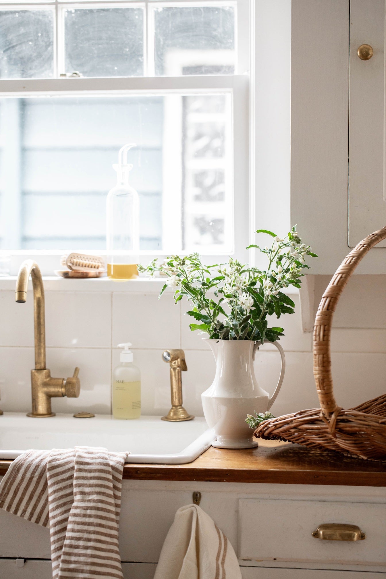 Curated Kitchen Decor & Ceramics | Hoppe Shoppe
