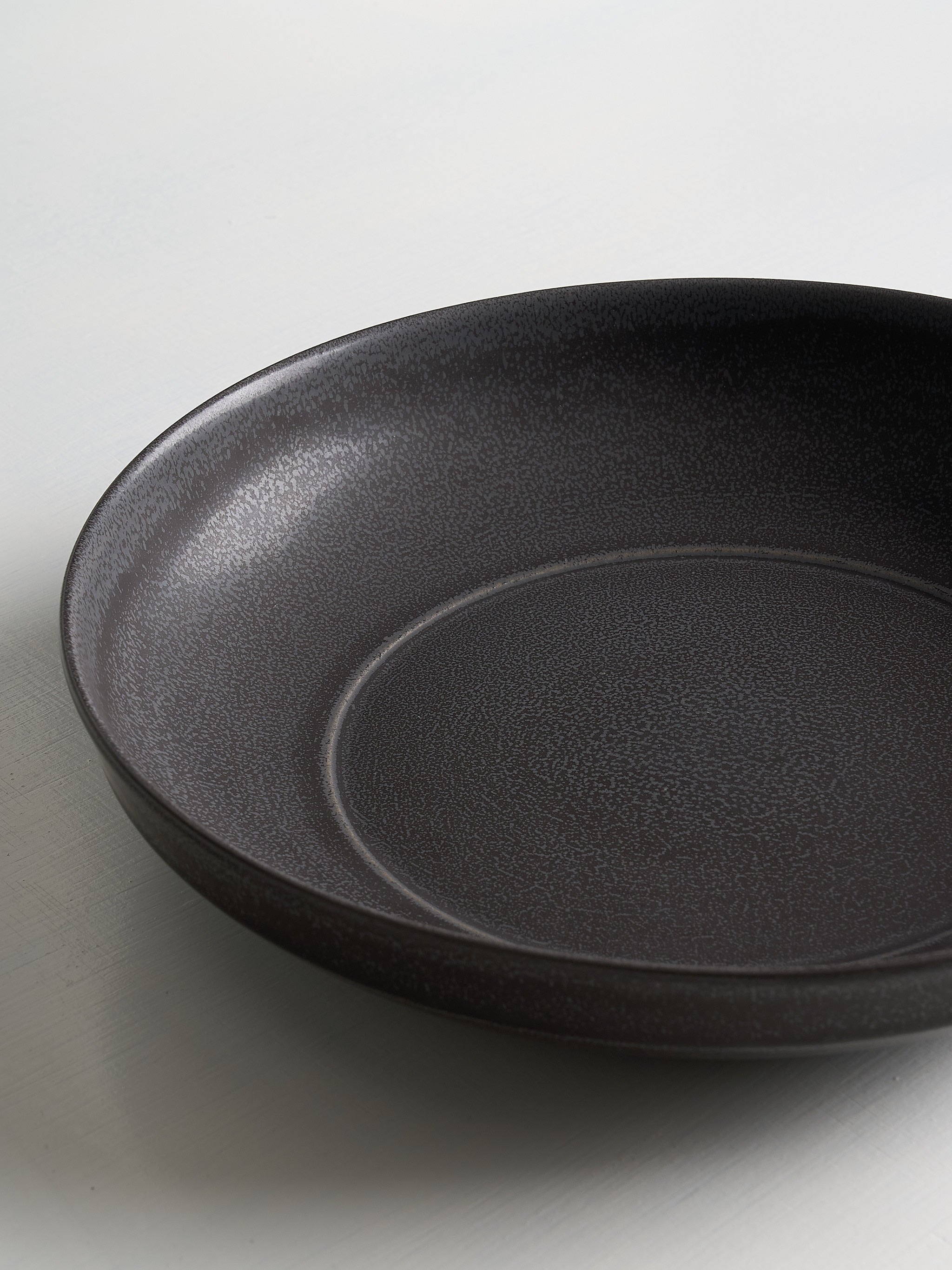Pillar Stoneware Low Serving Bowl