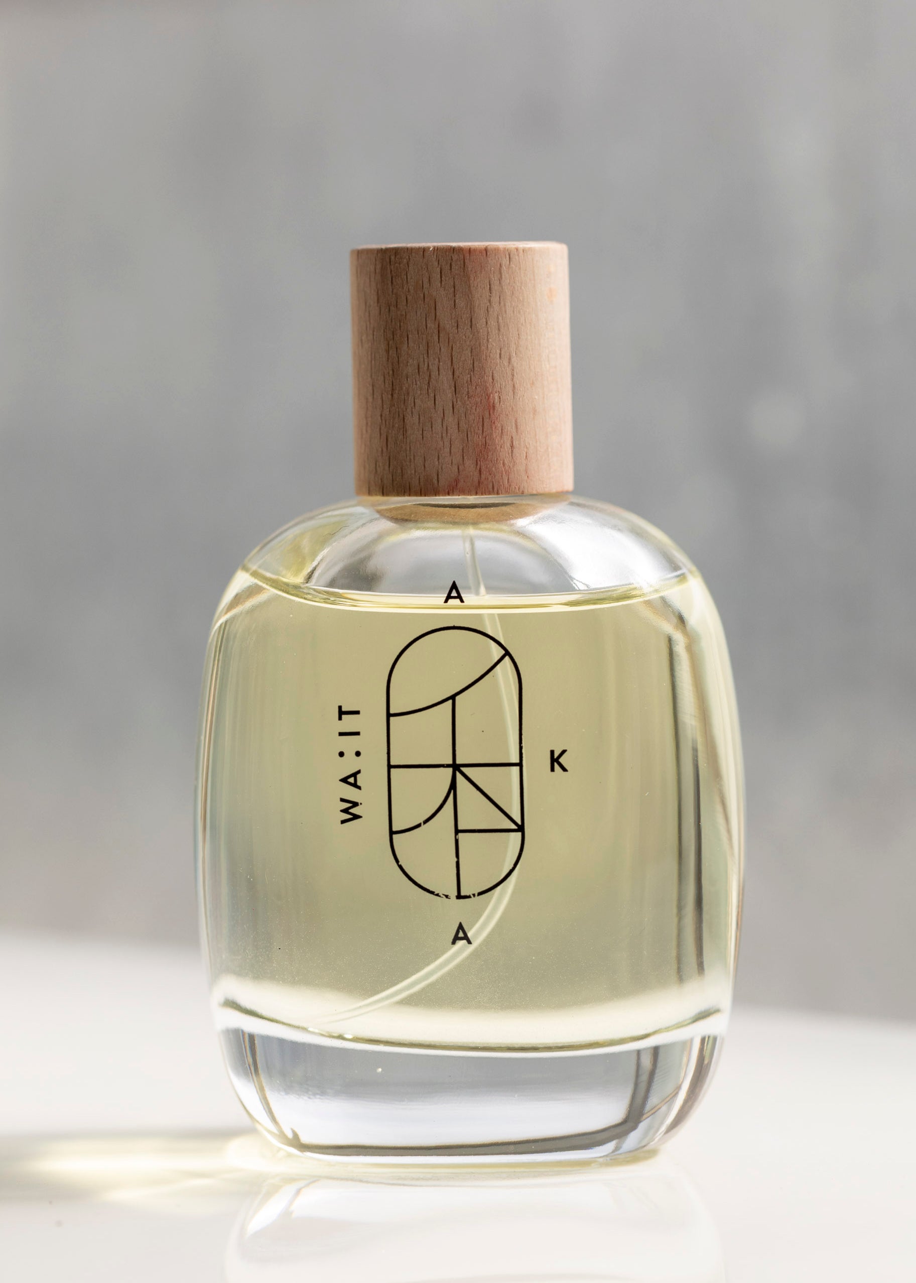 WA-IT_AKA_Perfume.jpg