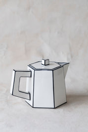 Carte Blanche Teapot