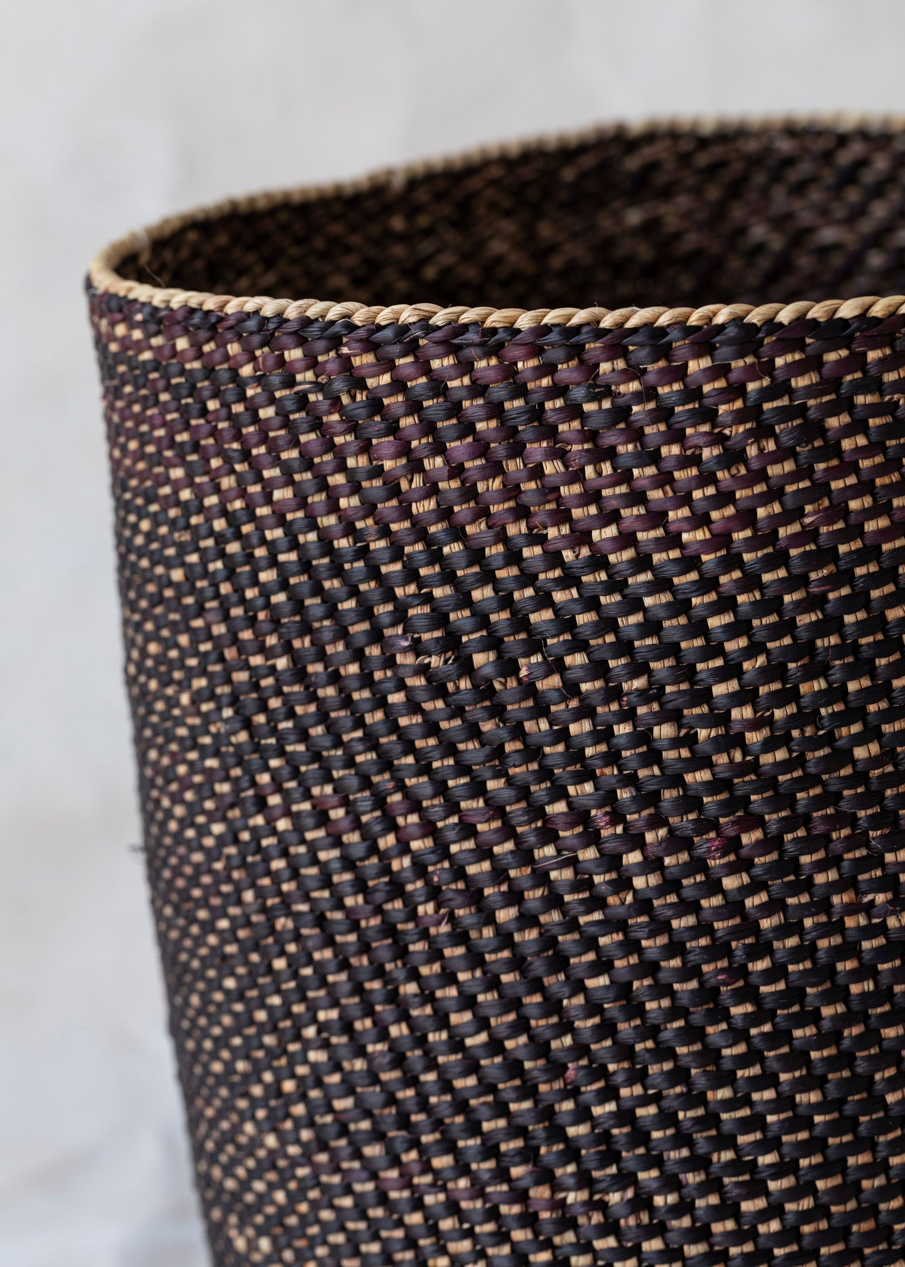 black_natural_varigated_iringa_basket-4.jpg