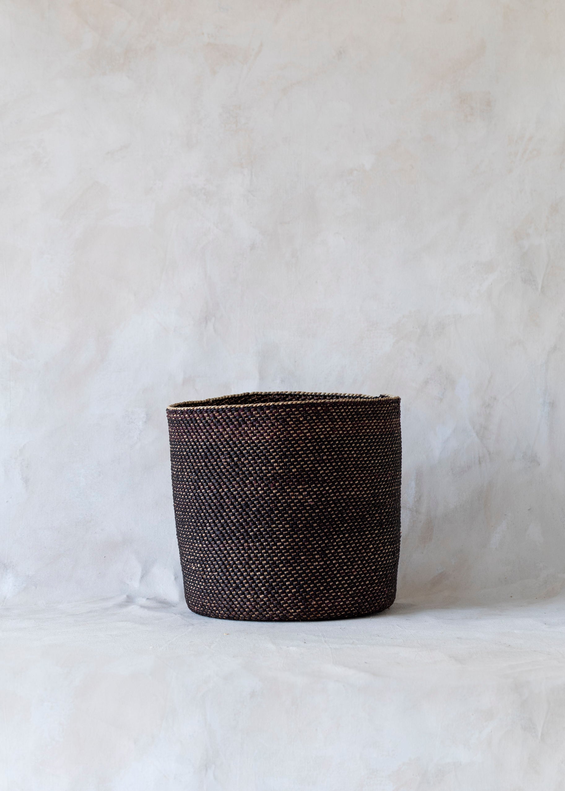 black_natural_varigated_iringa_basket.jpg