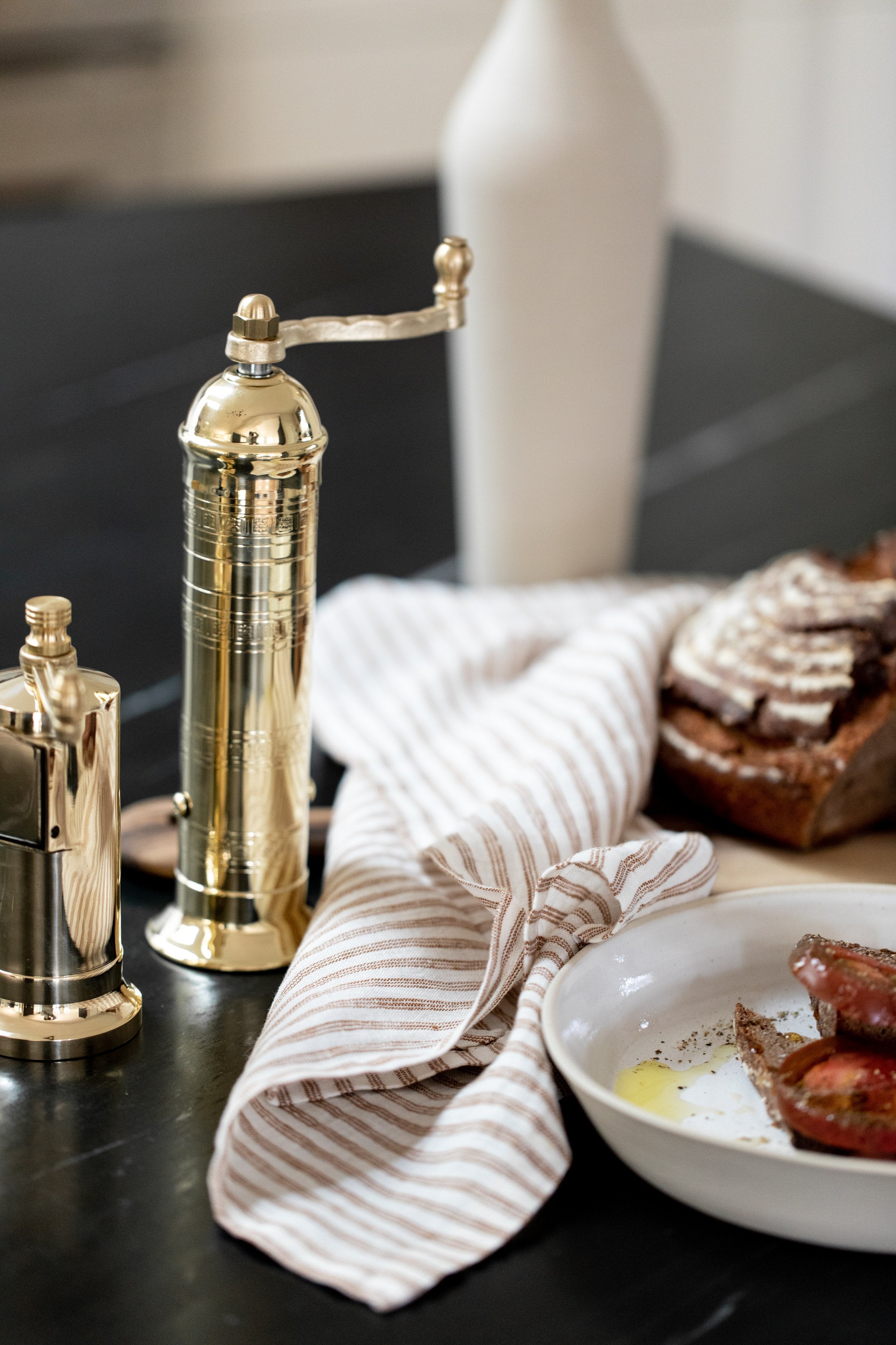 Alexander Handmade Mills Salt & Pepper Mill - Thumbnail 5