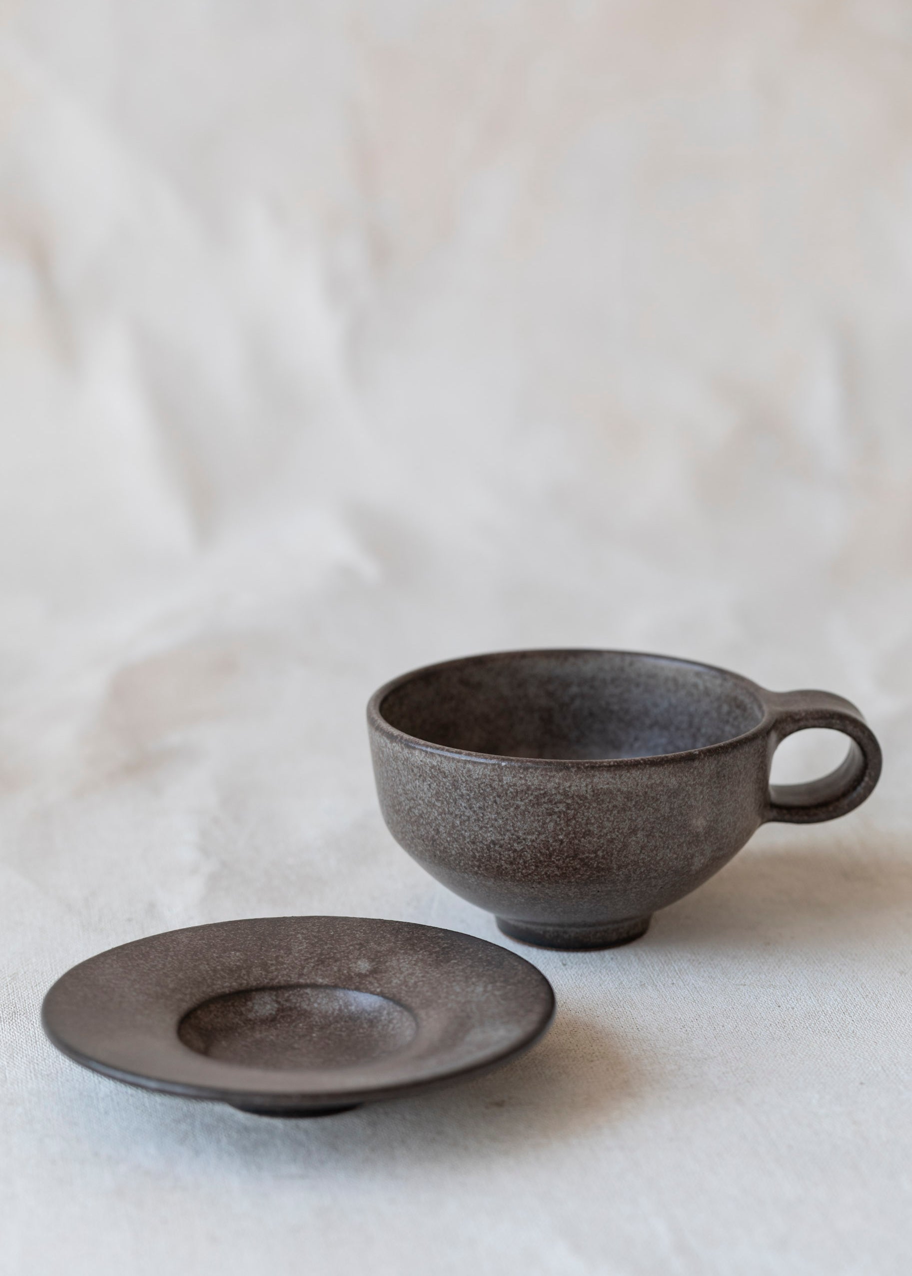 cappuccino_mug_saucer_set_charcoal-2.jpg