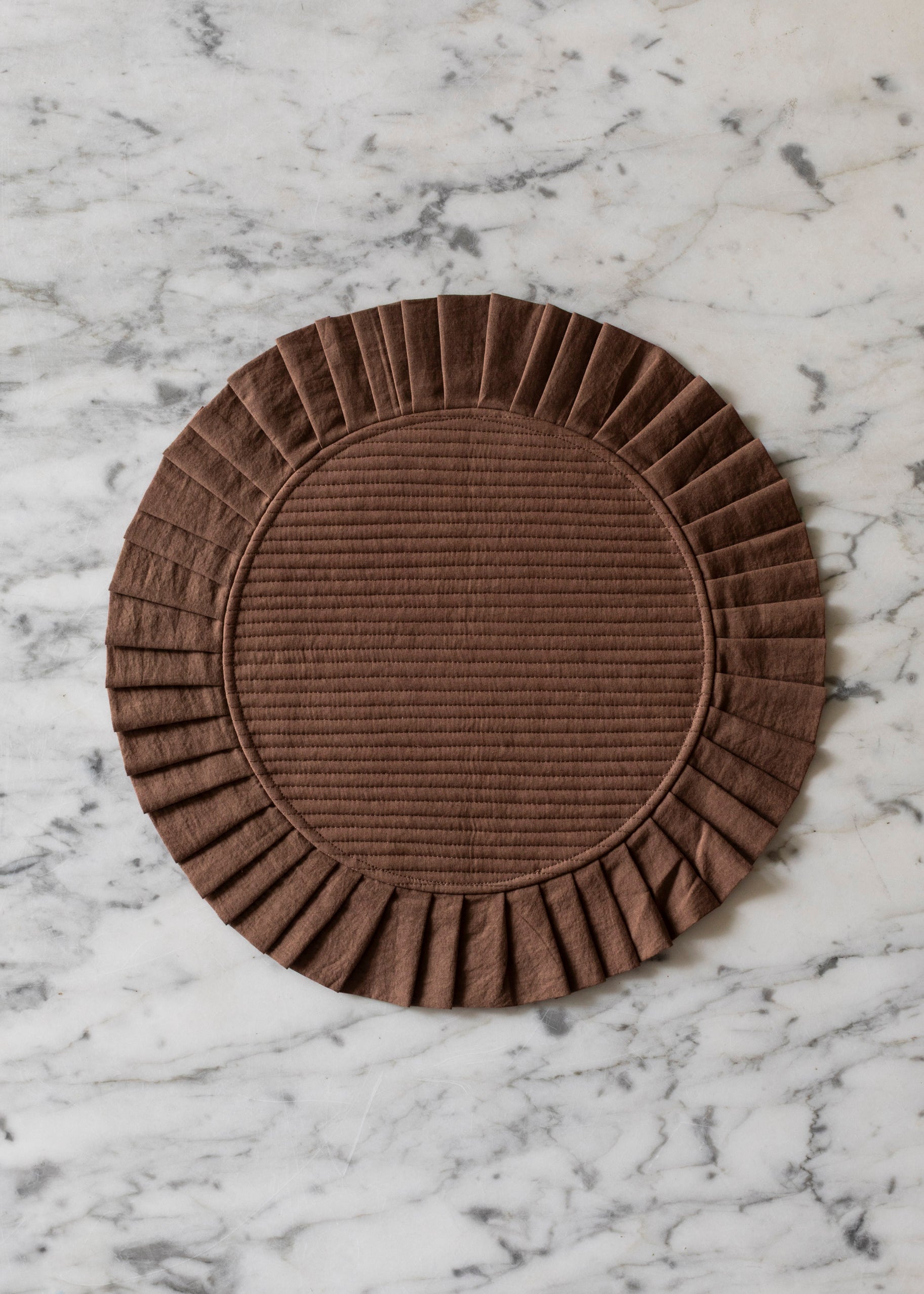 chocolate_round_placemat.jpg