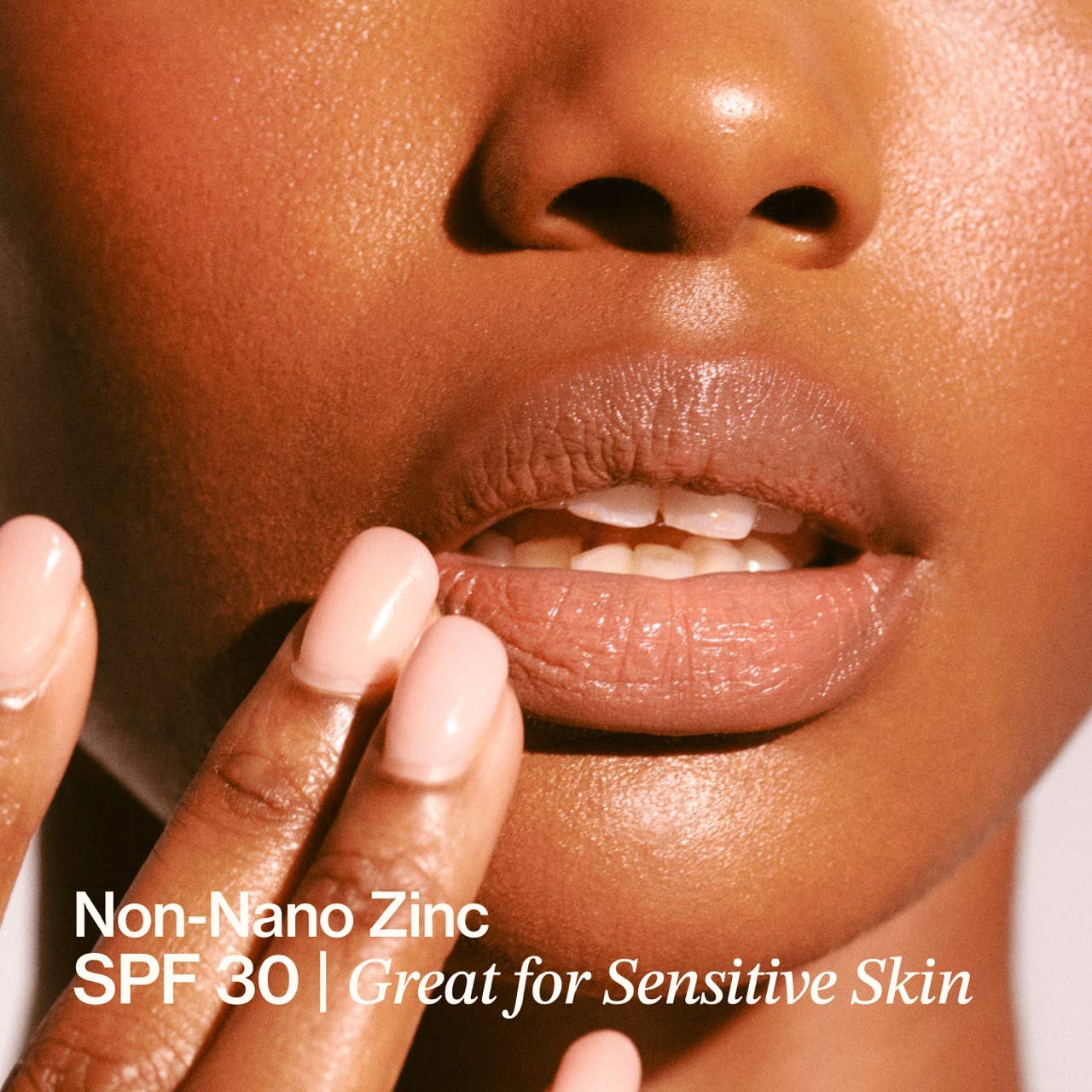 Daily Lip Sun Gloss SPF30  in Iced Coffee