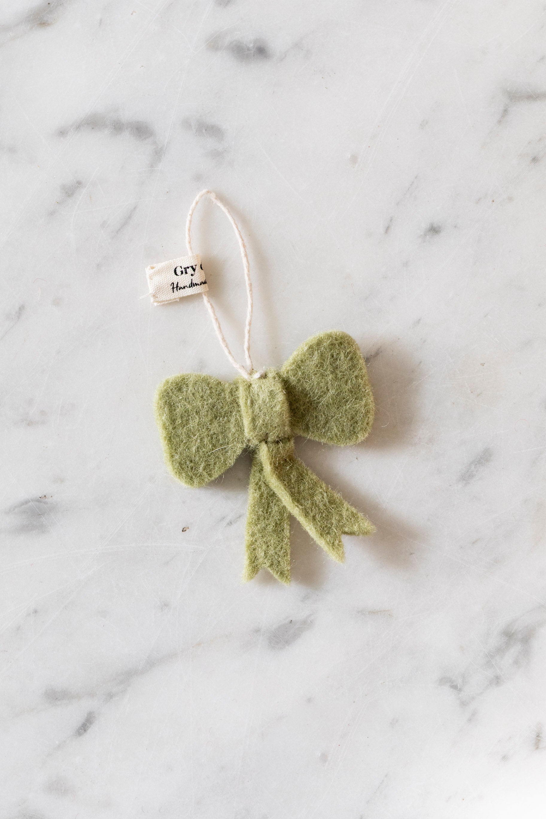 felt_bow_ornament-2.jpg