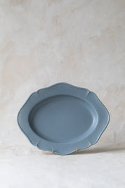 Festone Oval Serving Platter in Ash Gray