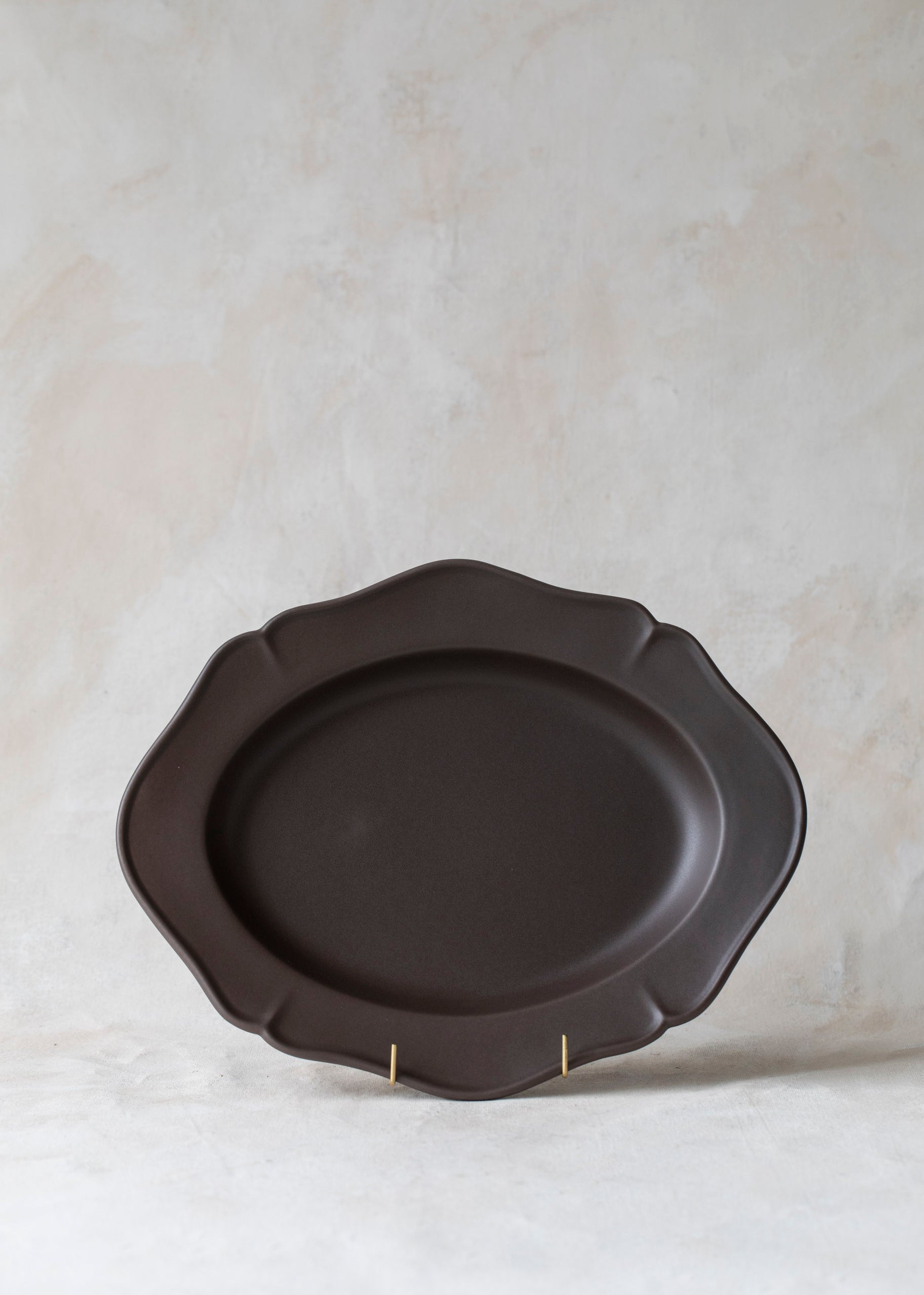 festone_oval_serving_platter-3_f66b50ba-ecb1-4ec3-bd6e-1cb2282cf81a.jpg