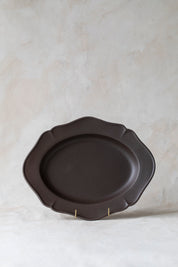 Festone Oval Serving Platter in Mocha Brown