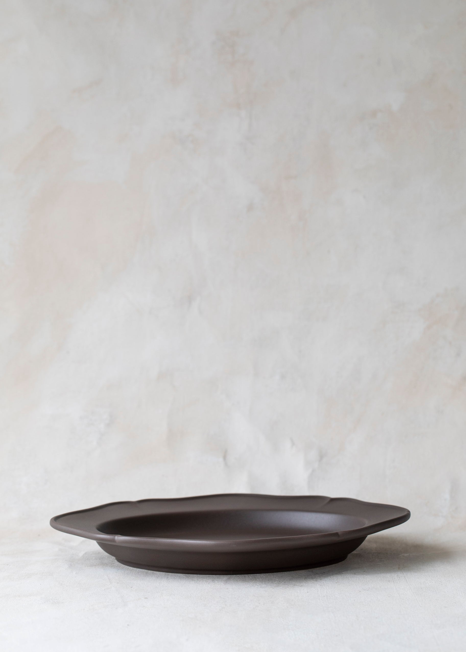 festone_oval_serving_platter-4_6b44d9e5-7f7b-4206-9b7b-f9331d6bc942.jpg