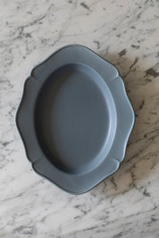 Festone Oval Serving Platter in Ash Gray