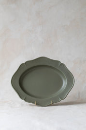 Festone Oval Serving Platter in Baluster Green