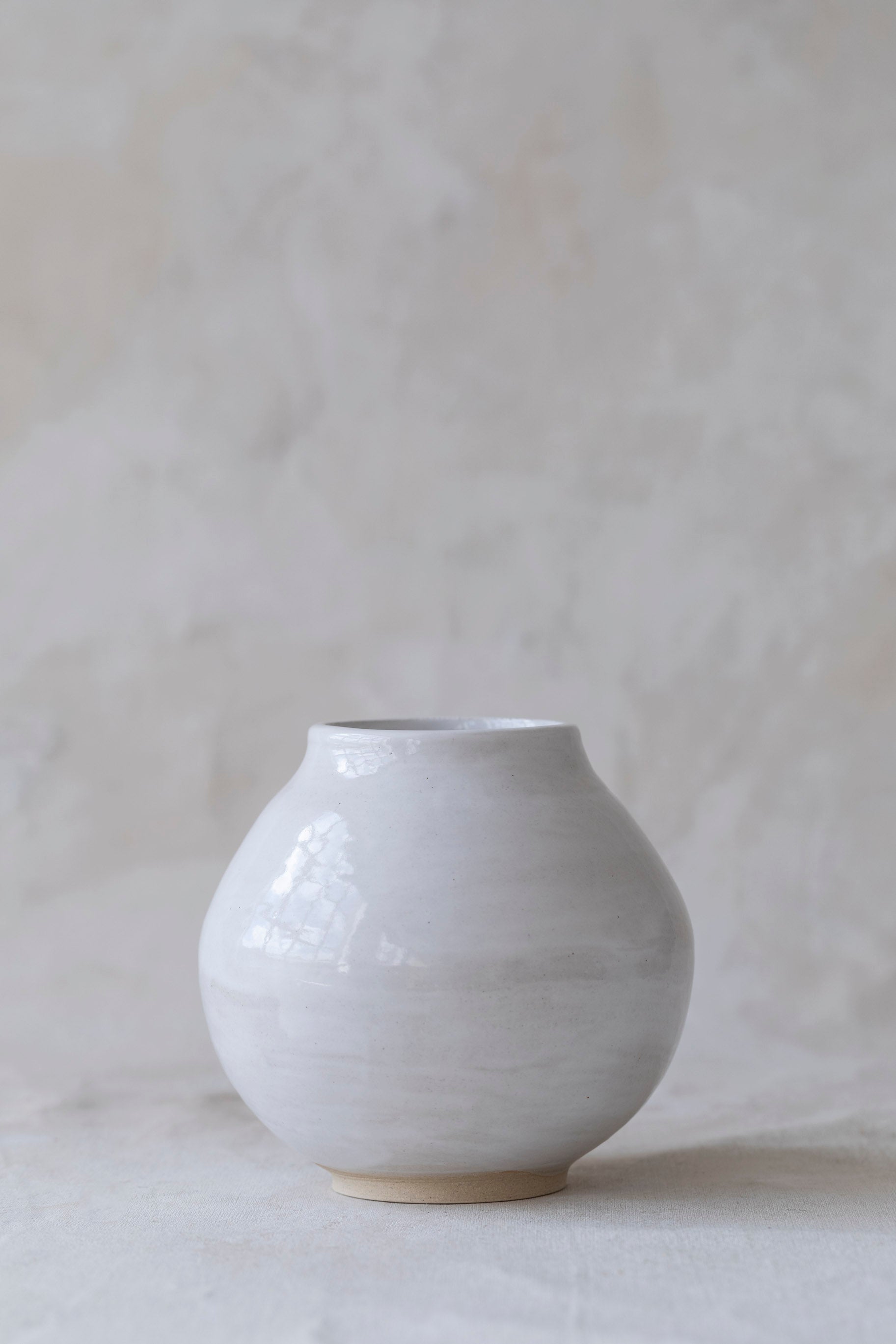 Small Glossy Moon Vase