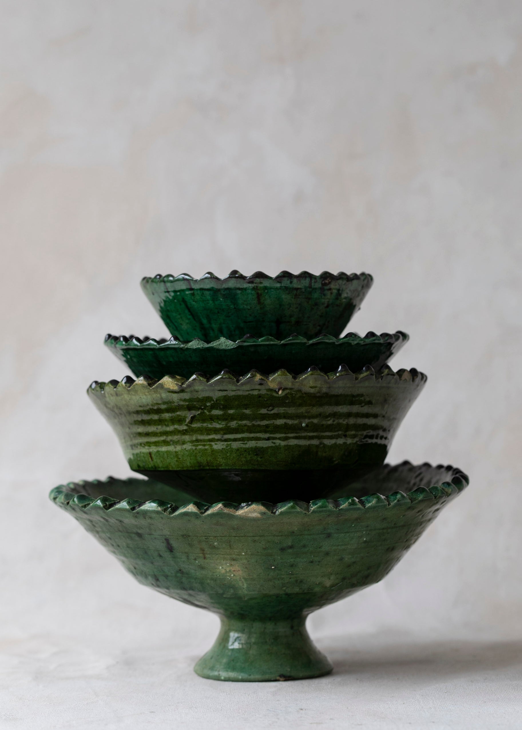 greeb_tamegroute_pedestal_bowls.jpg