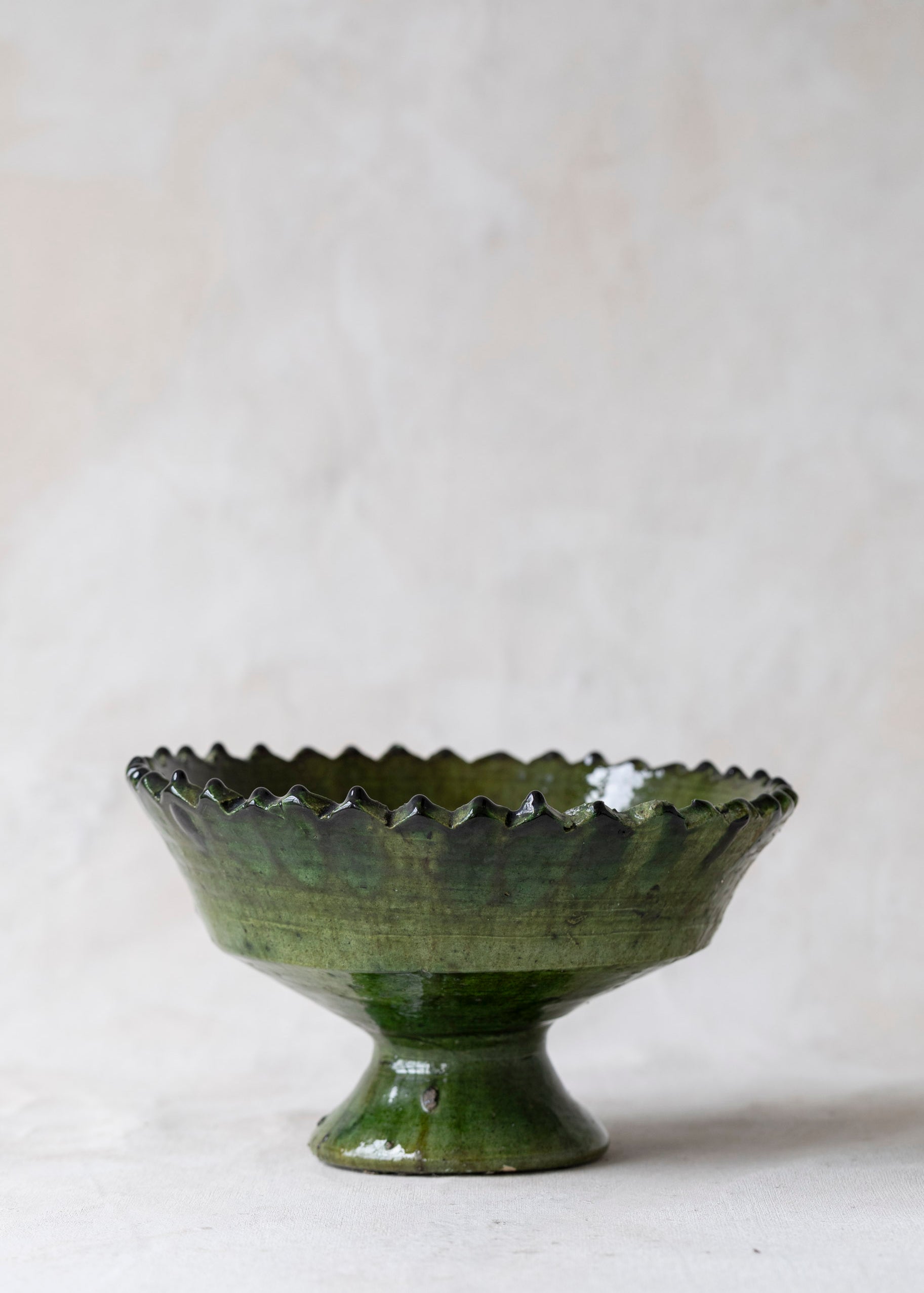 greeb_tamegroute_pedestal_bowls_l-2.jpg