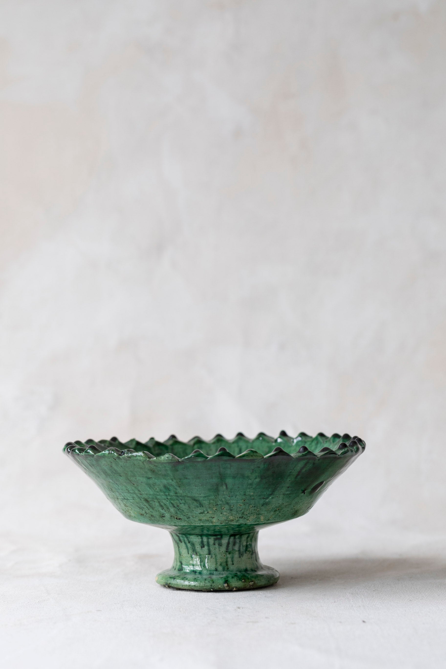 Green Tamegroute Jagged Edge Pedestal Bowl