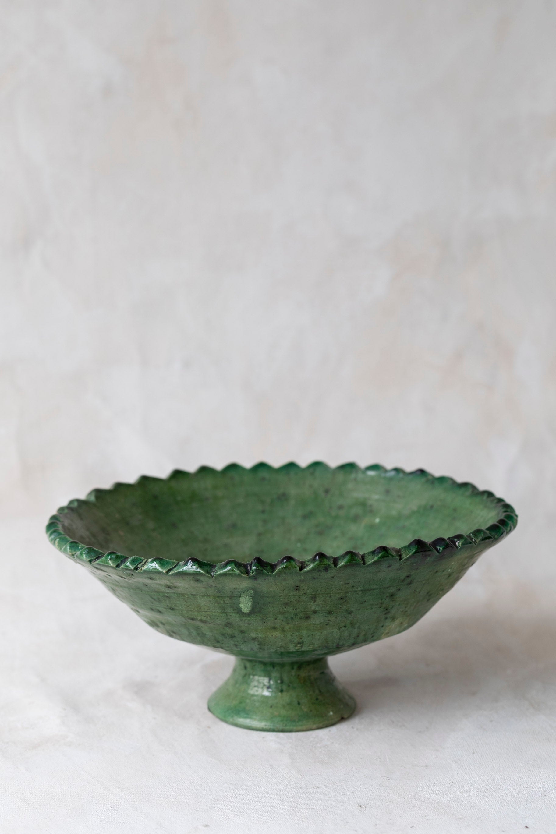 Green Tamegroute Jagged Edge Pedestal Bowl
