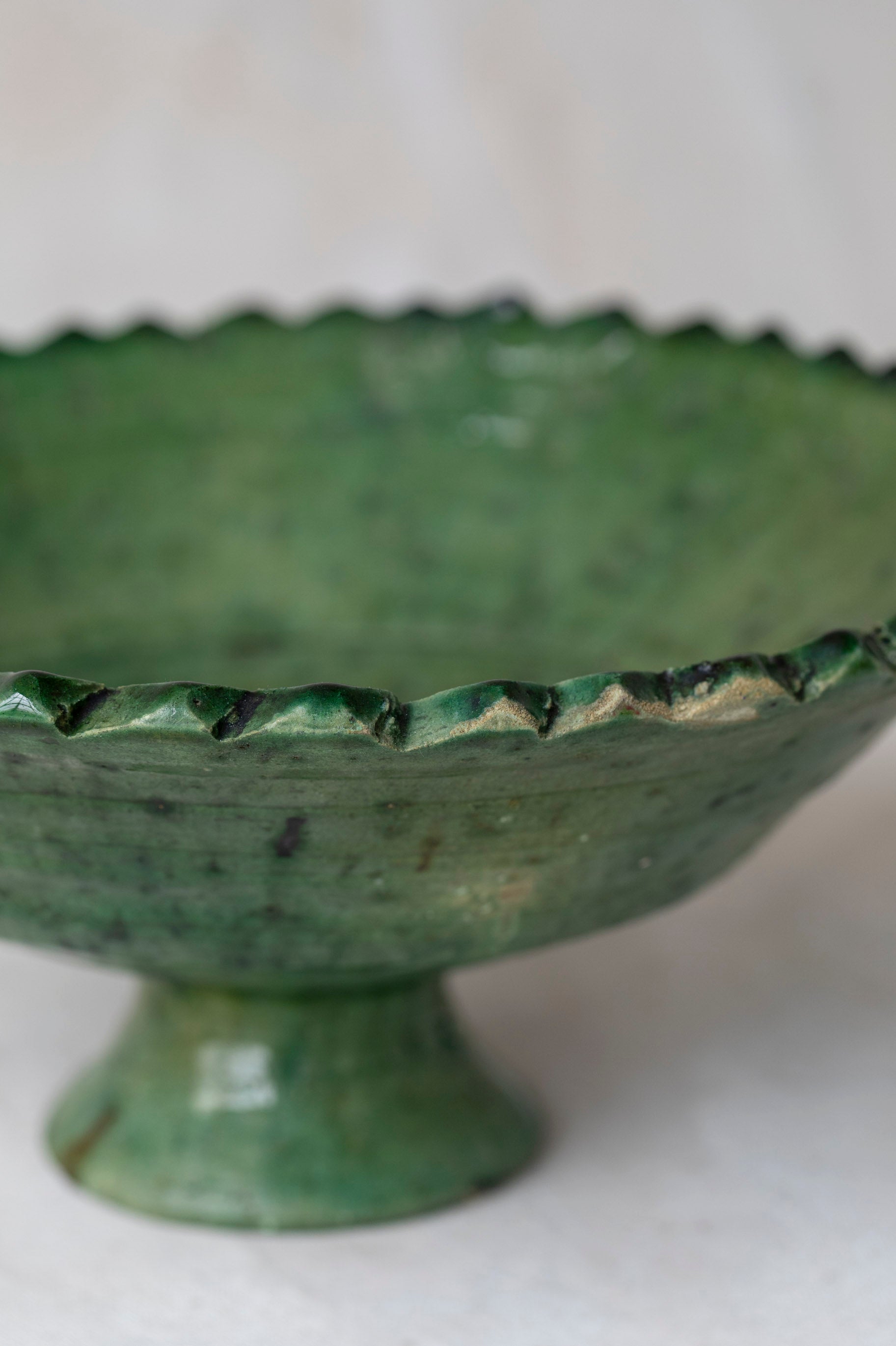Green Tamegroute Jagged Edge Pedestal Bowl