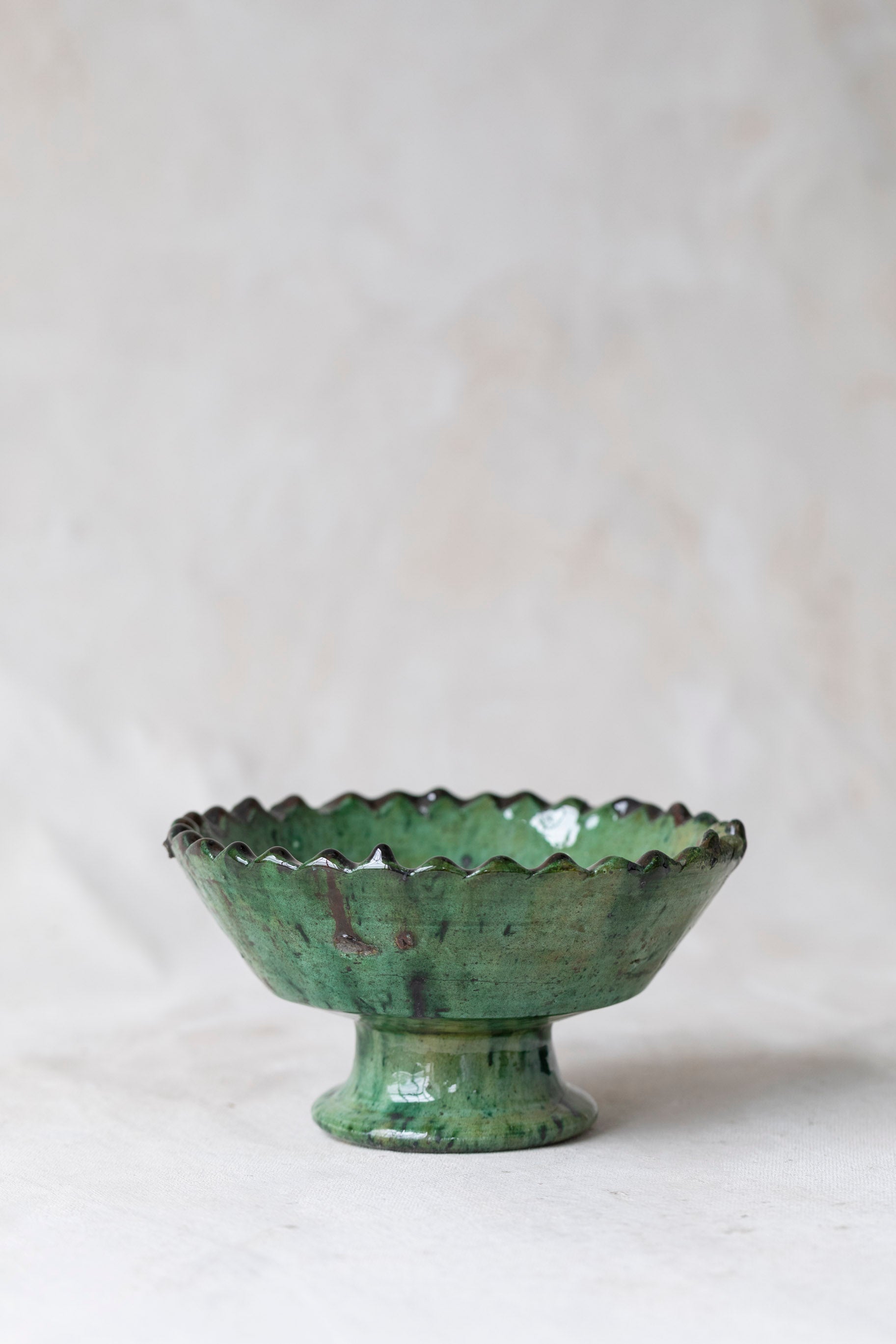 Green Tamegroute Jagged Edge Pedestal Bowl