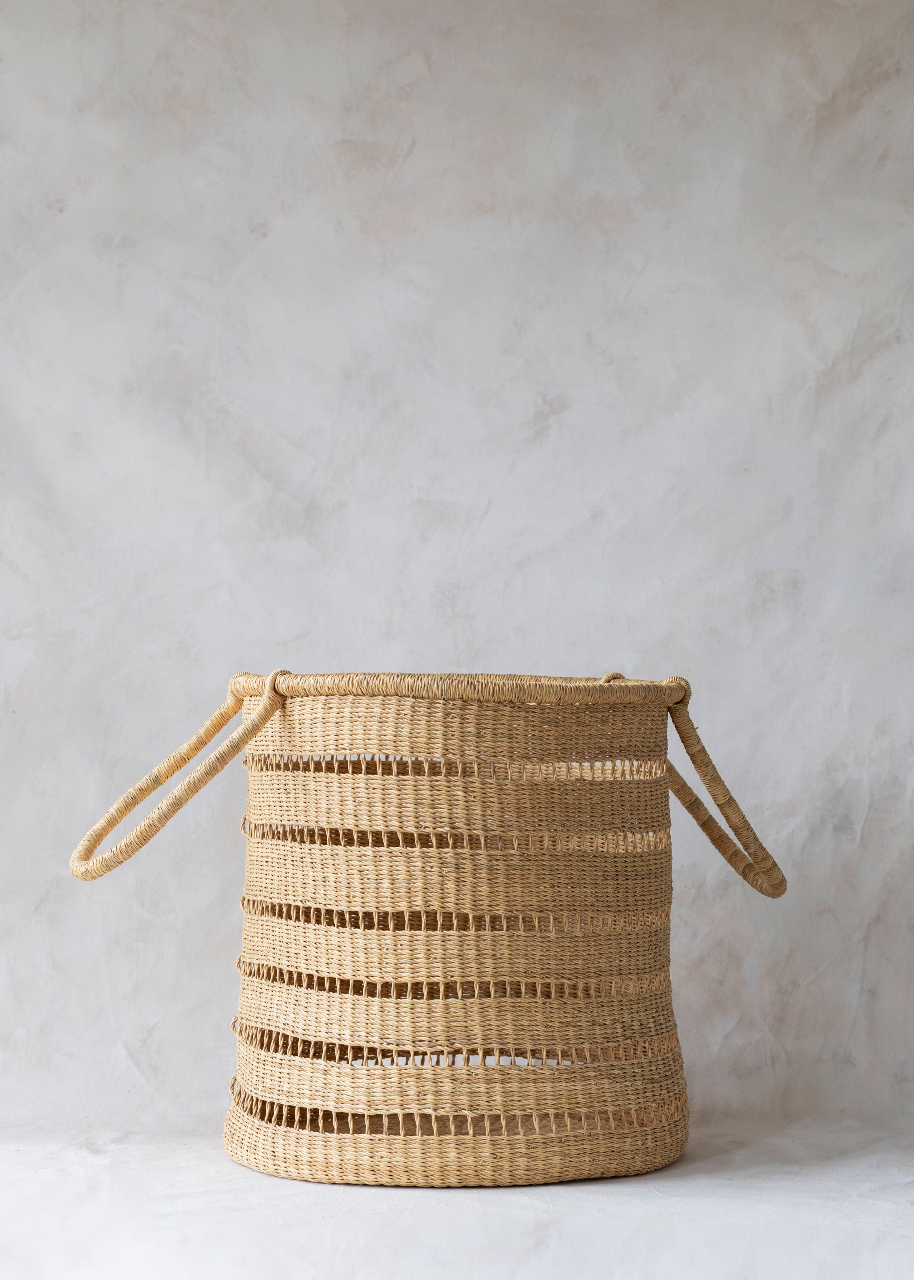 lace_weave_tall_laundry_basket_long_handle-2.jpg
