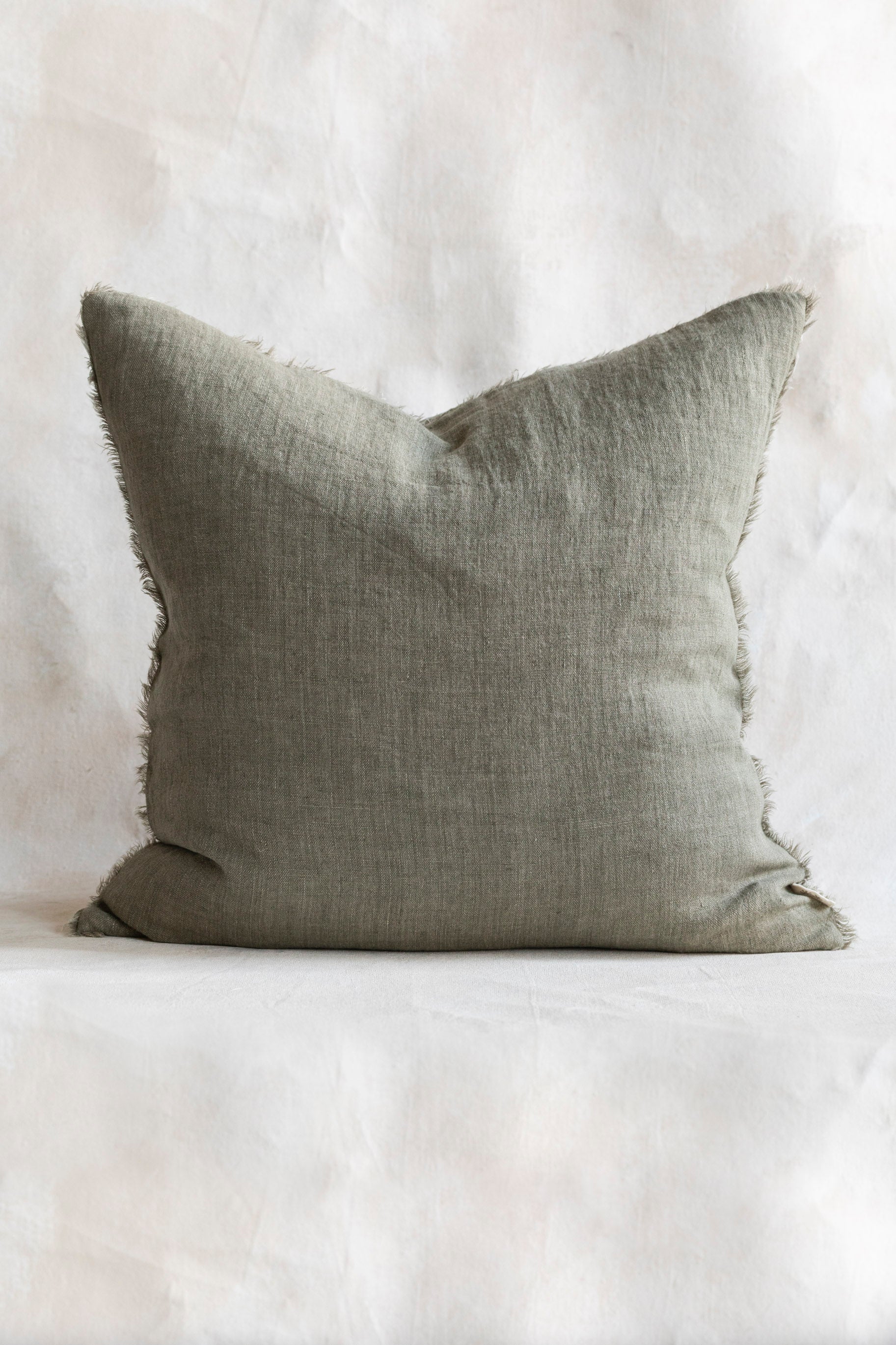 Lina Linen Pillow - Shadow