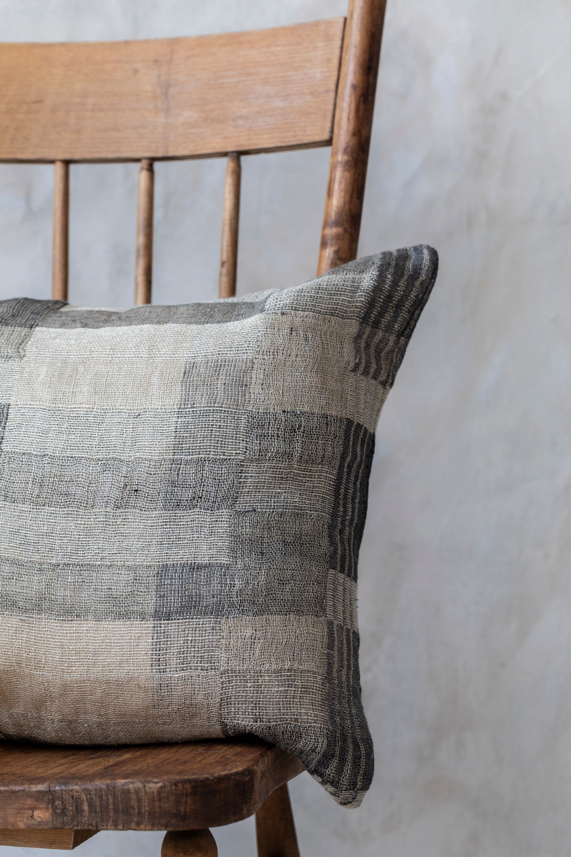 MOJAVE Lumbar Pillow