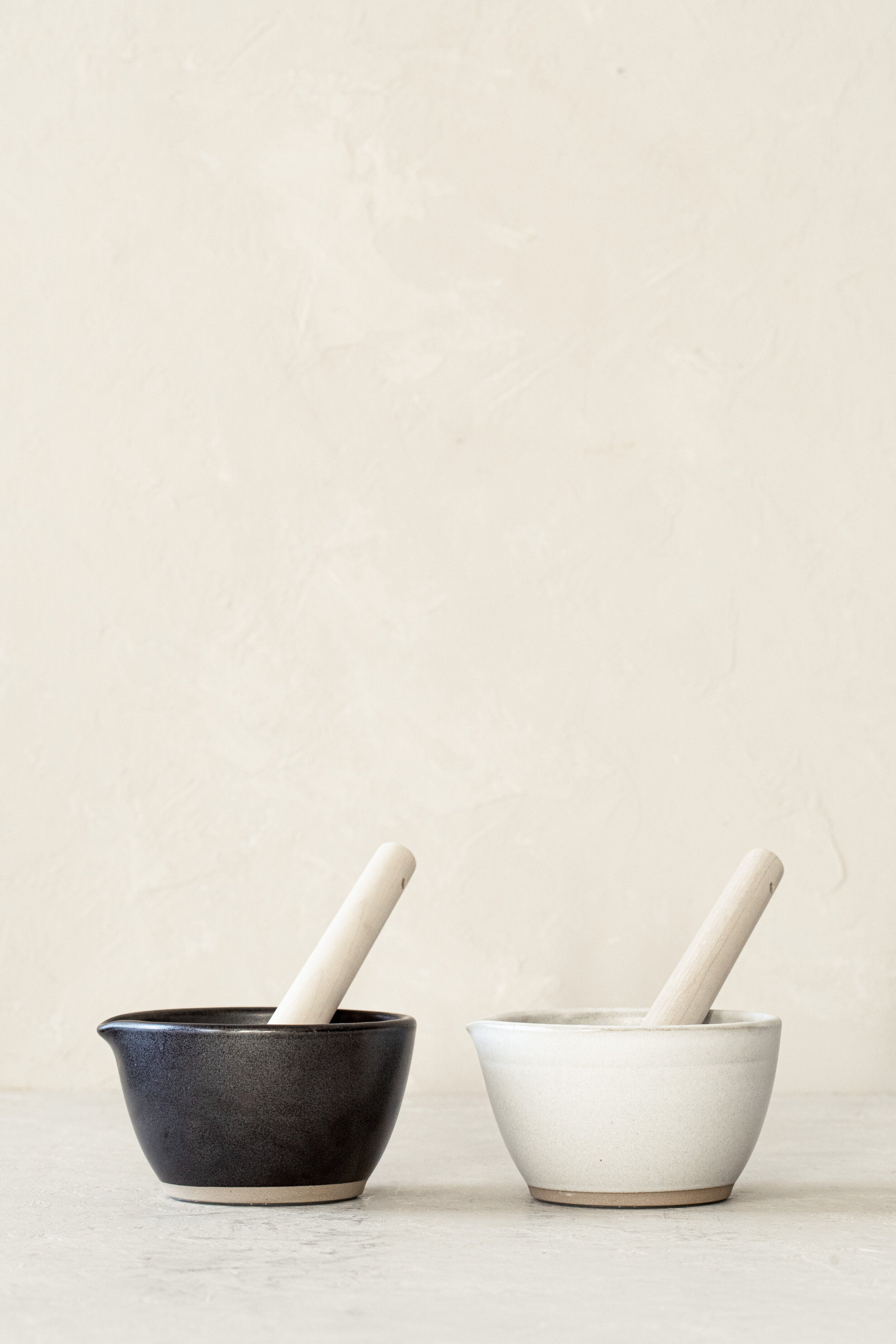 Black Japanese Mortar and Pestle - Thumbnail 4