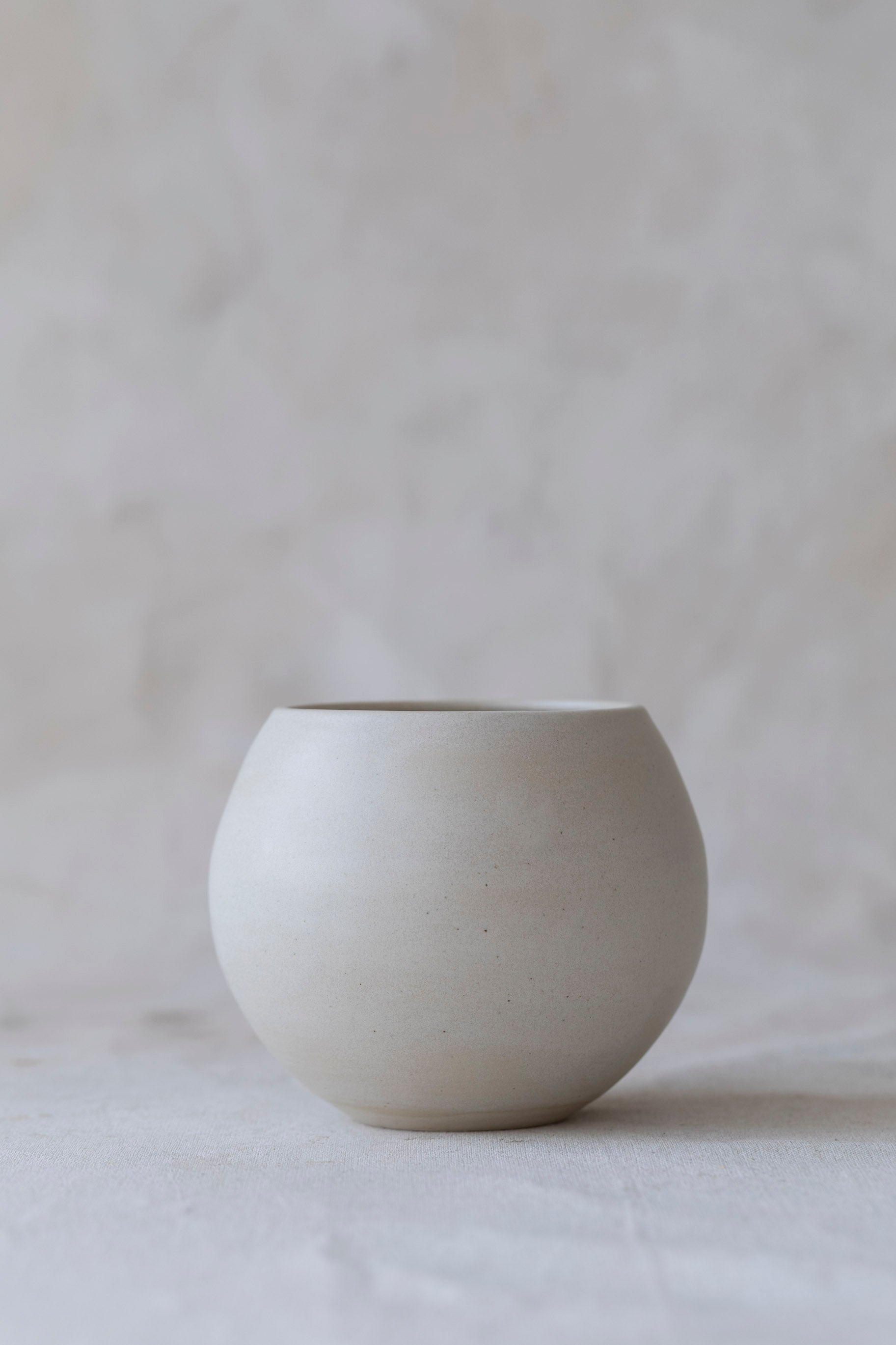 Small Oatmeal Moon Vase