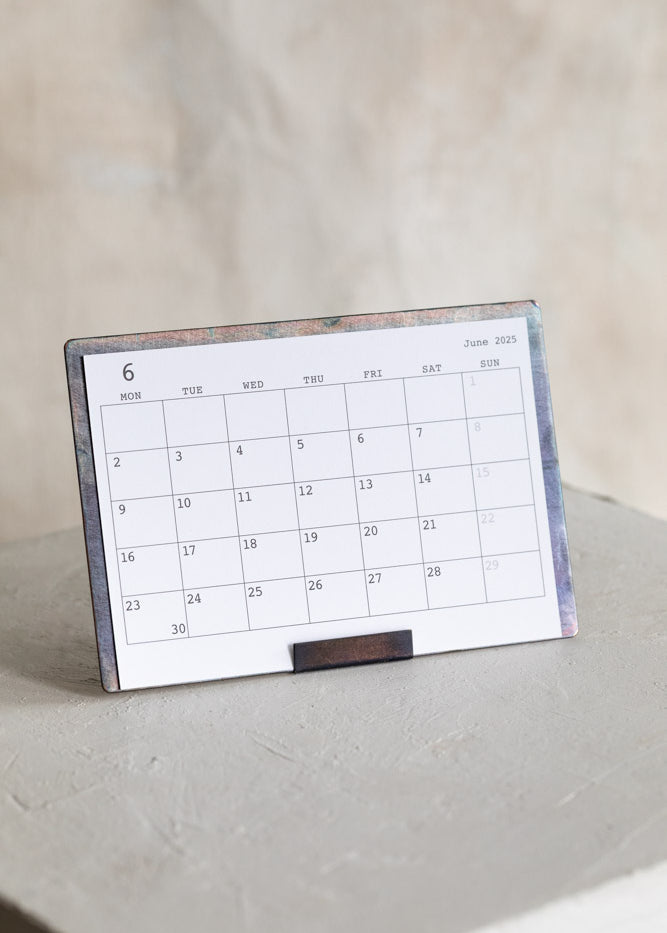 picu_rust_brass_desk_calendar.jpg