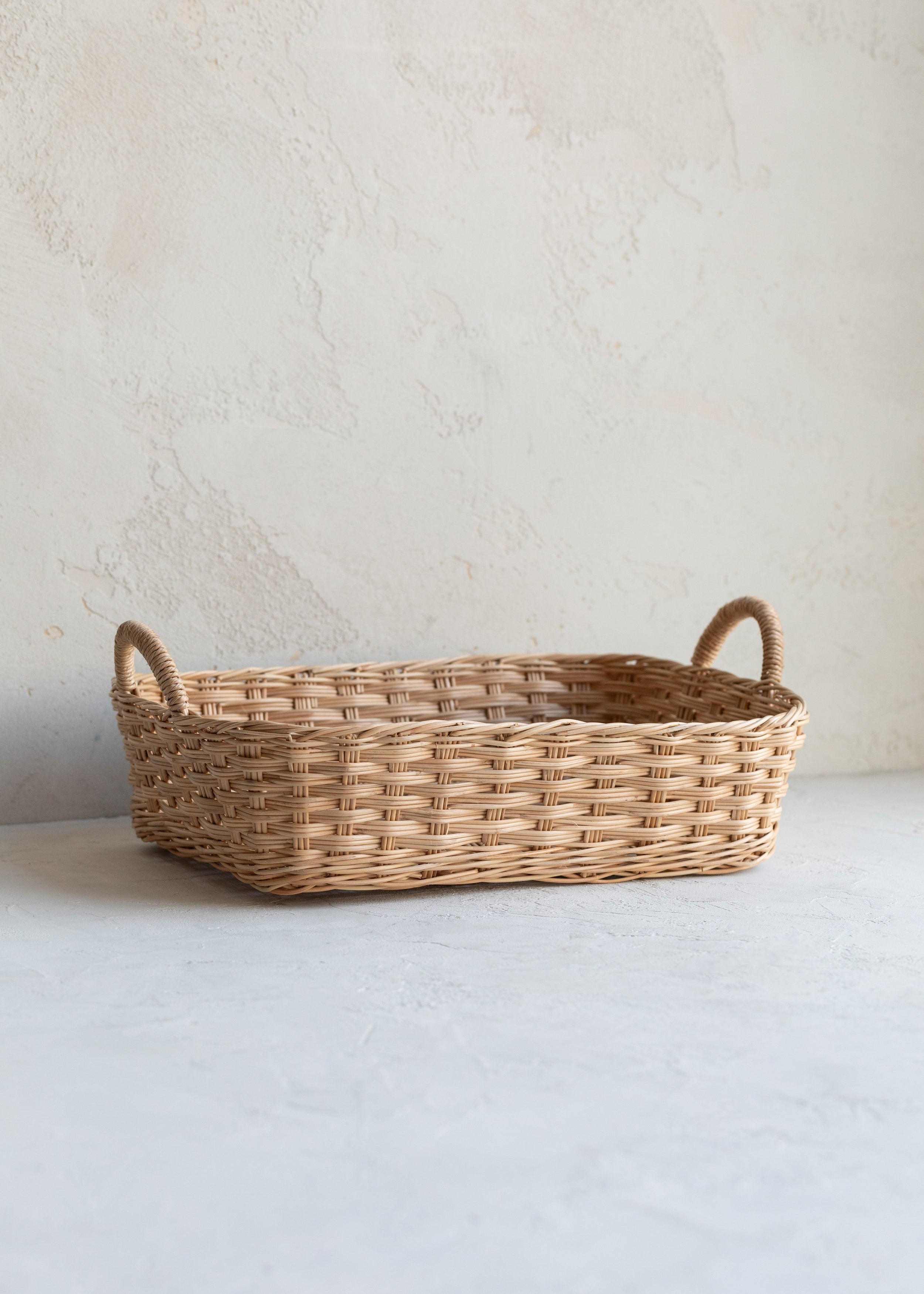rattan_tray_with_handles-2.jpg
