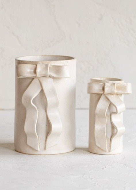 ribbon_vases-2.jpg