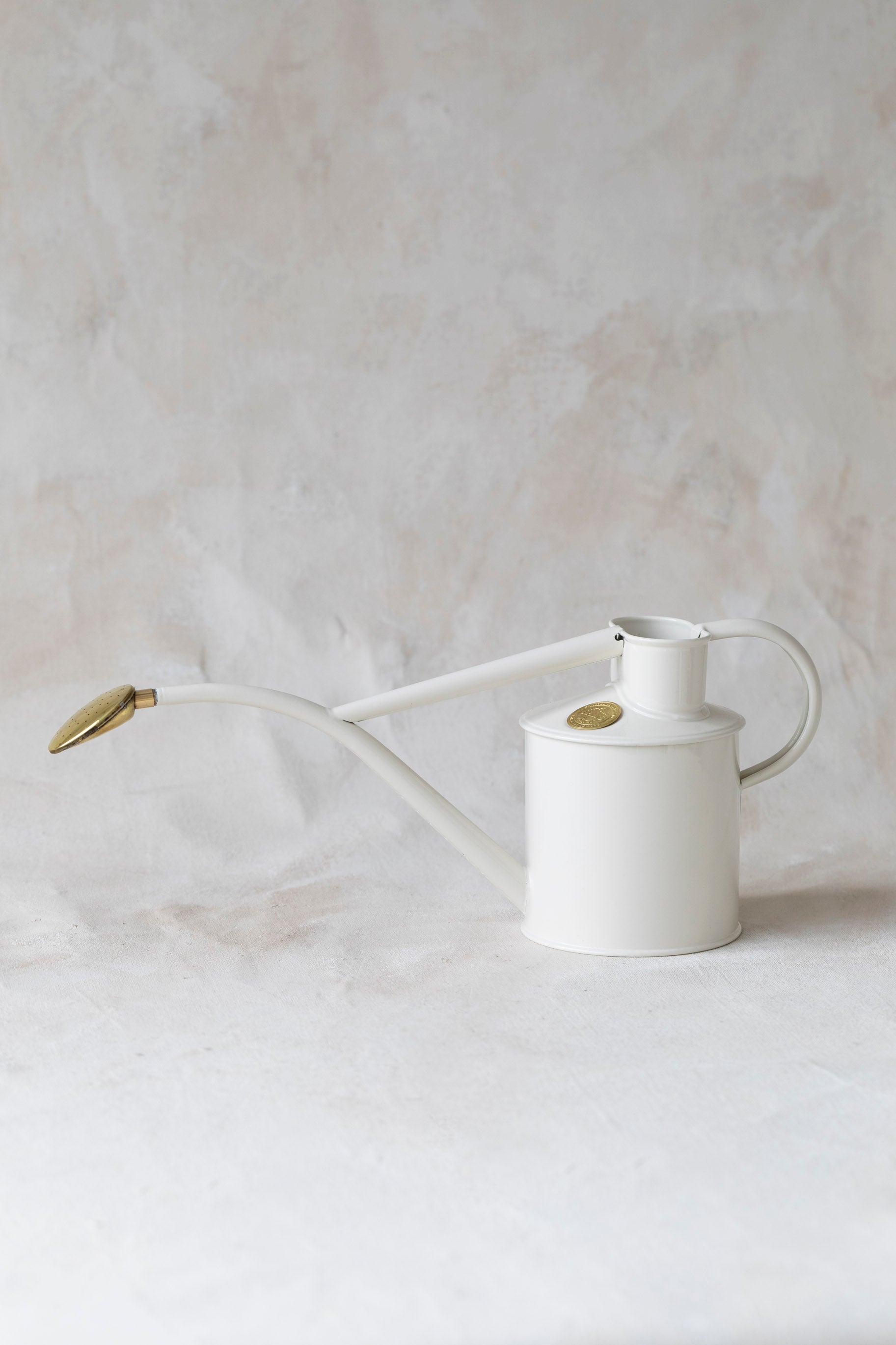 The Rowley Ripple - Two Pint in White Granite