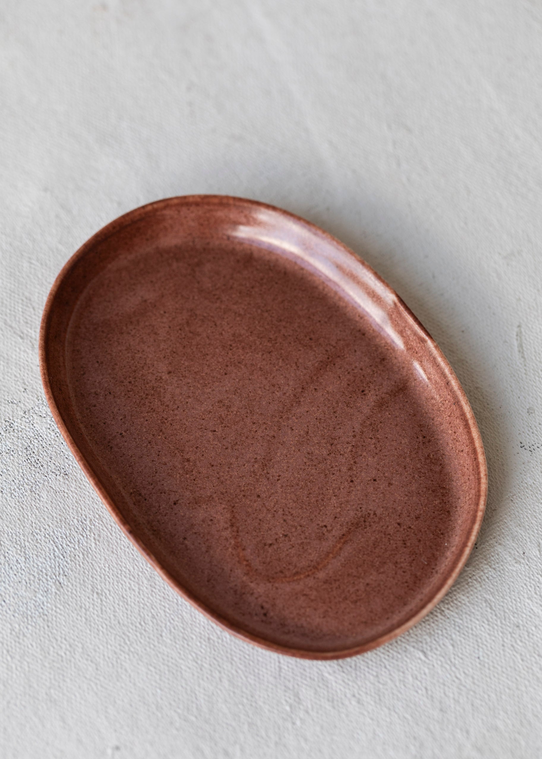 small_oval_dish_shino-2.jpg