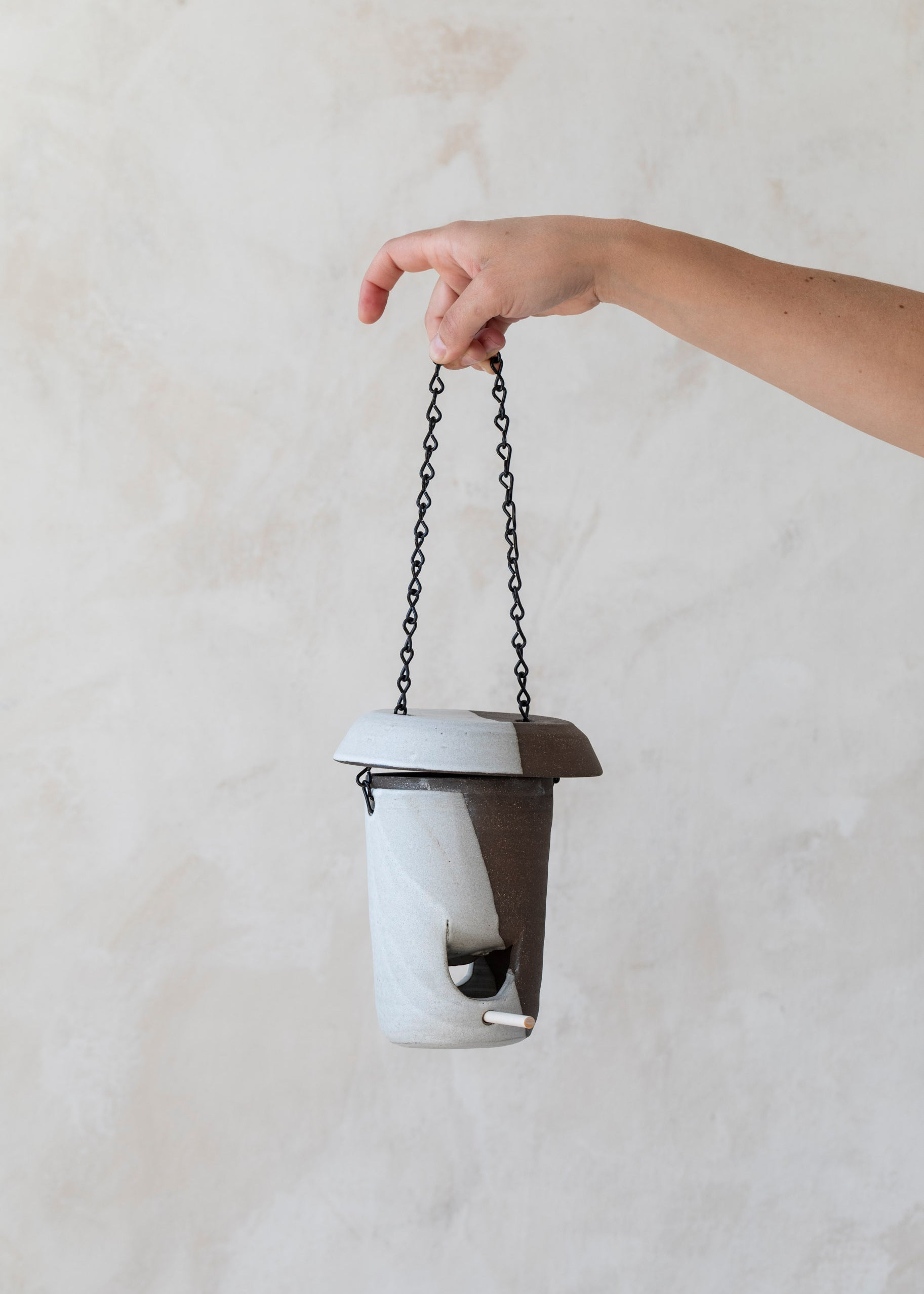 stoneware_bird_feeder-2.jpg