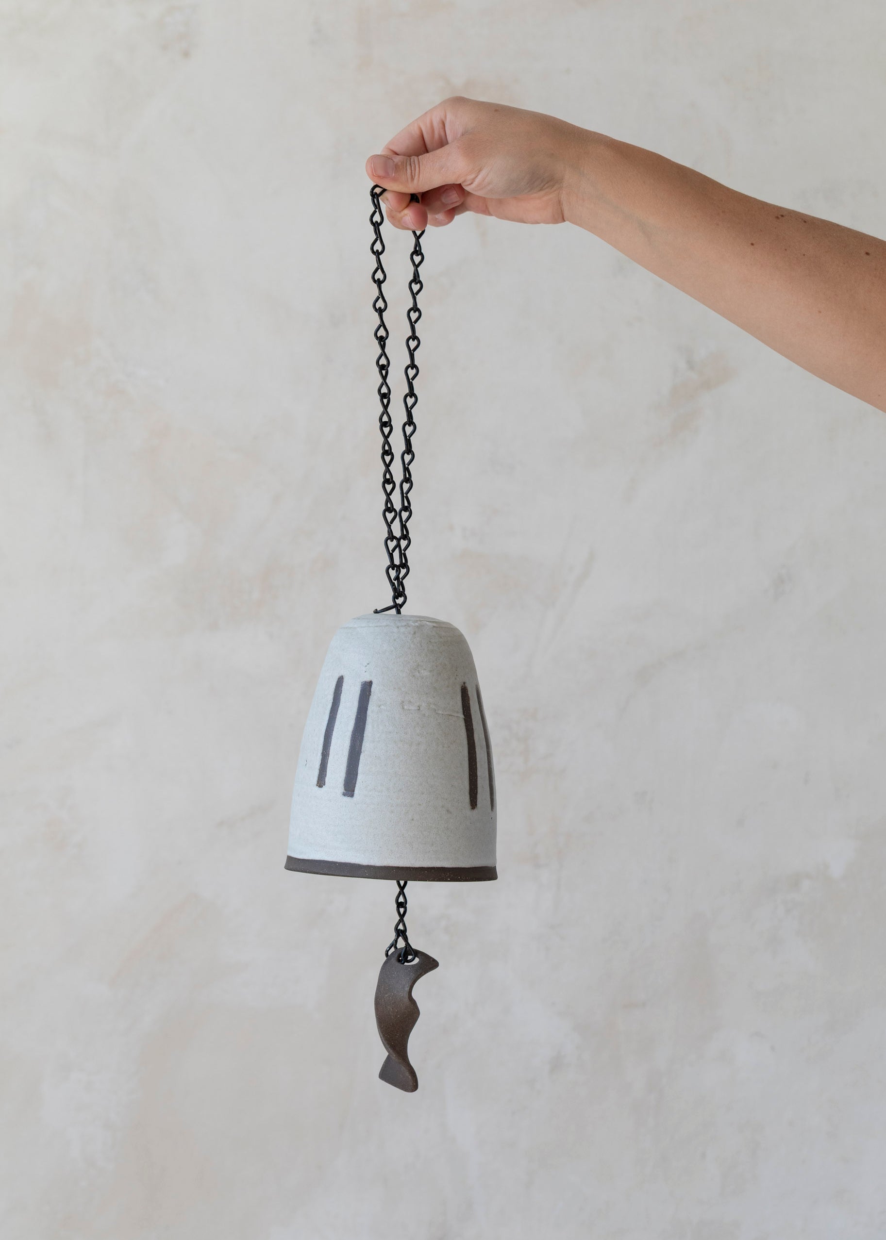stoneware_garden_bell.jpg