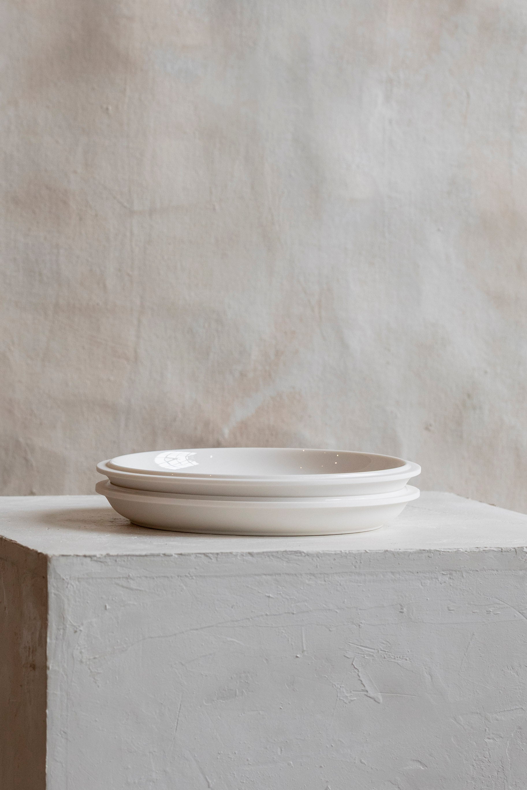 Tinge Porcelain Dinnerware
