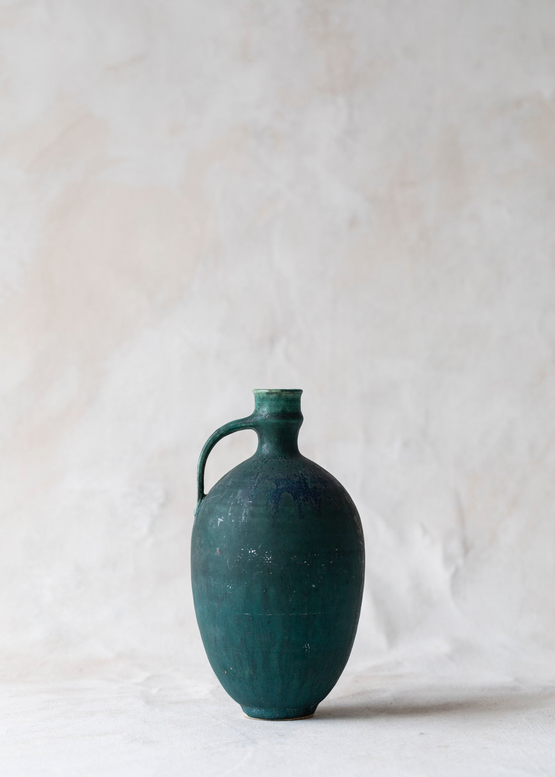 vintage_blue_pitcher_vase.jpg