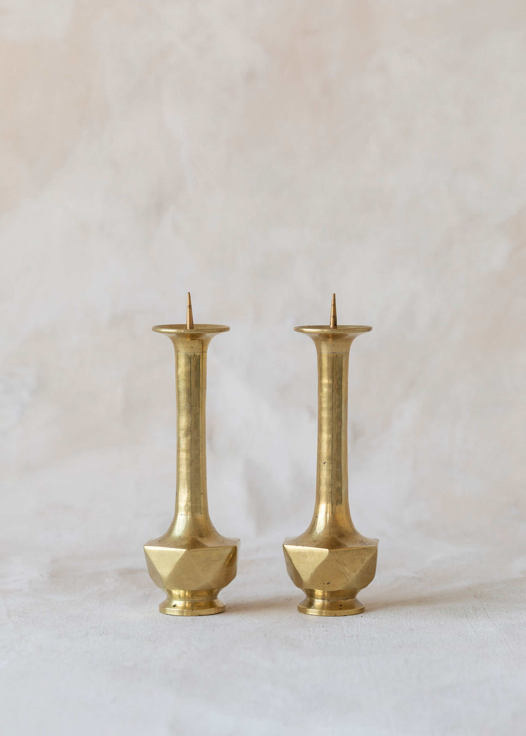 vintage_brass_geometric_candlesticks.jpg