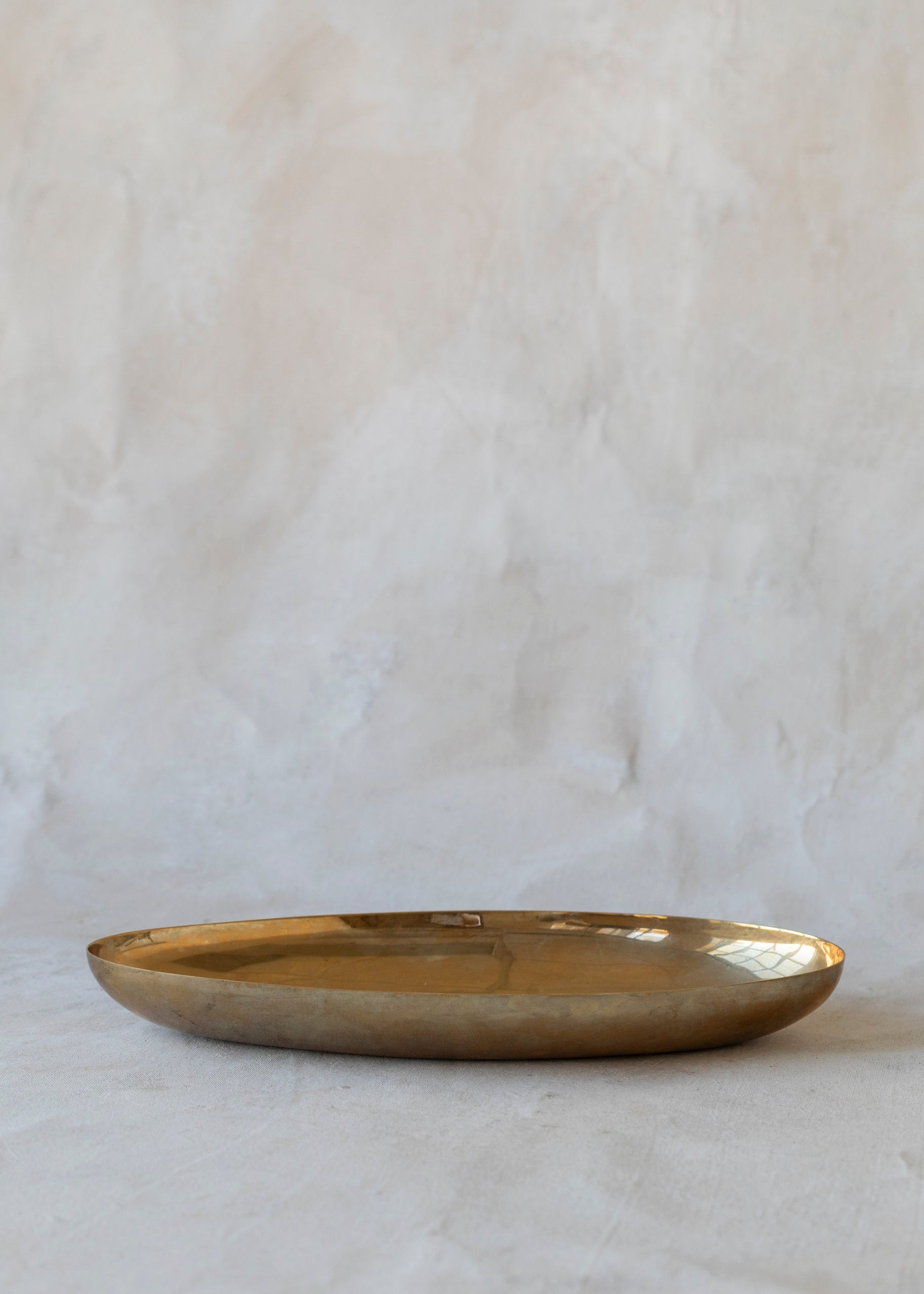 vintage_brass_oval_bowl.jpg