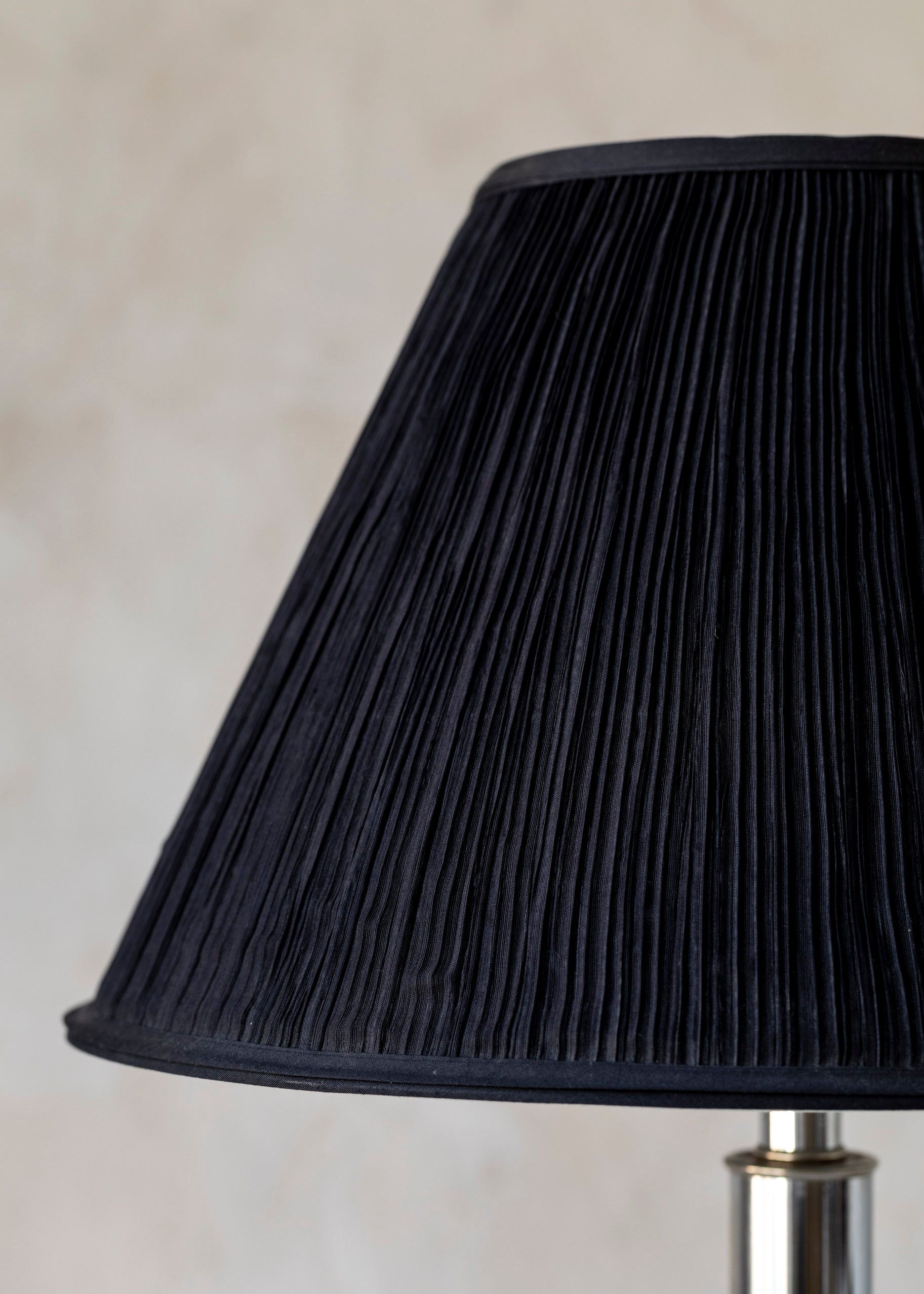 vintage_chrome_lamp_pleated_black_shade-2.jpg