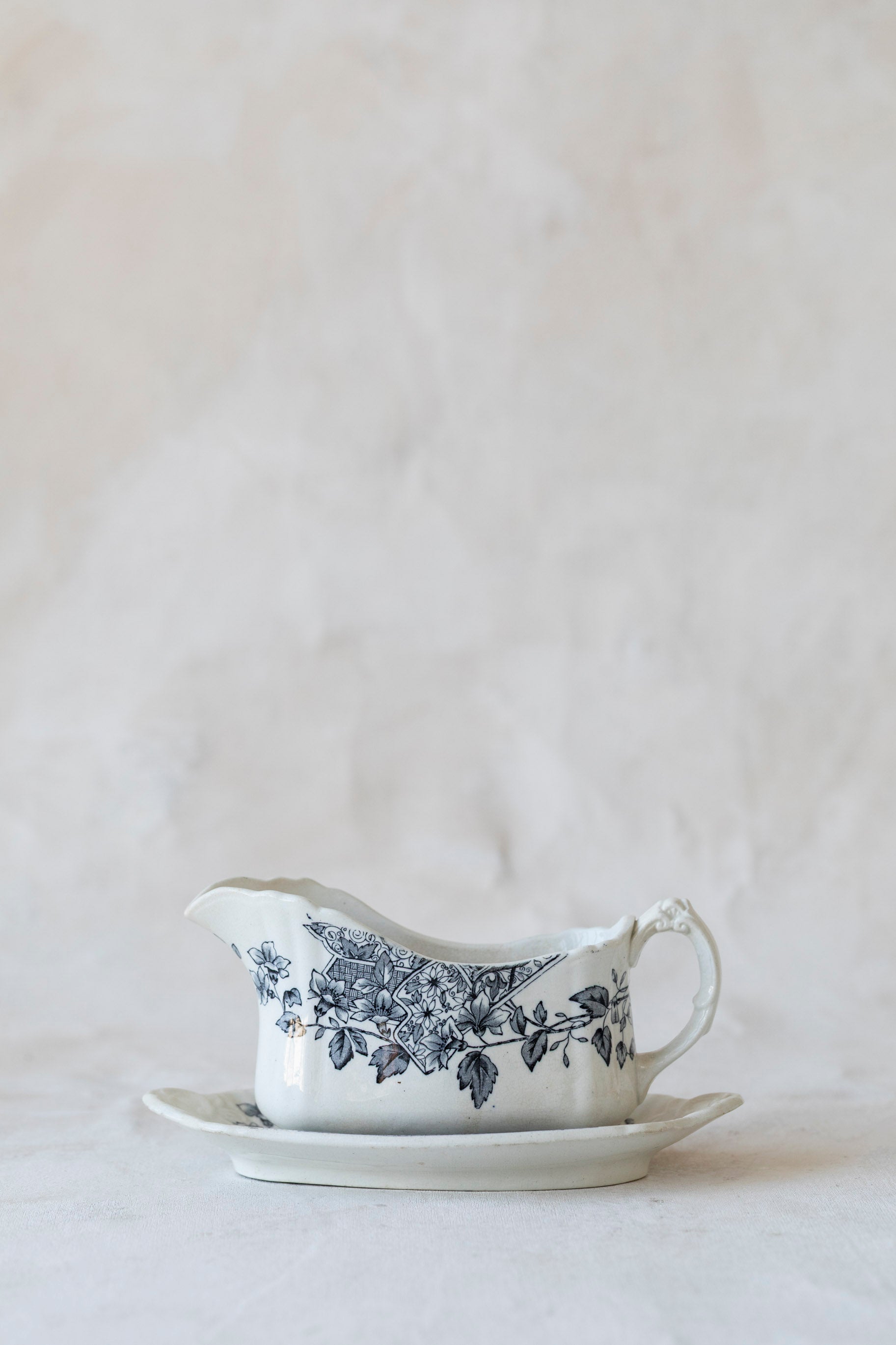 Vintage Transfer Gravy Boat Dish