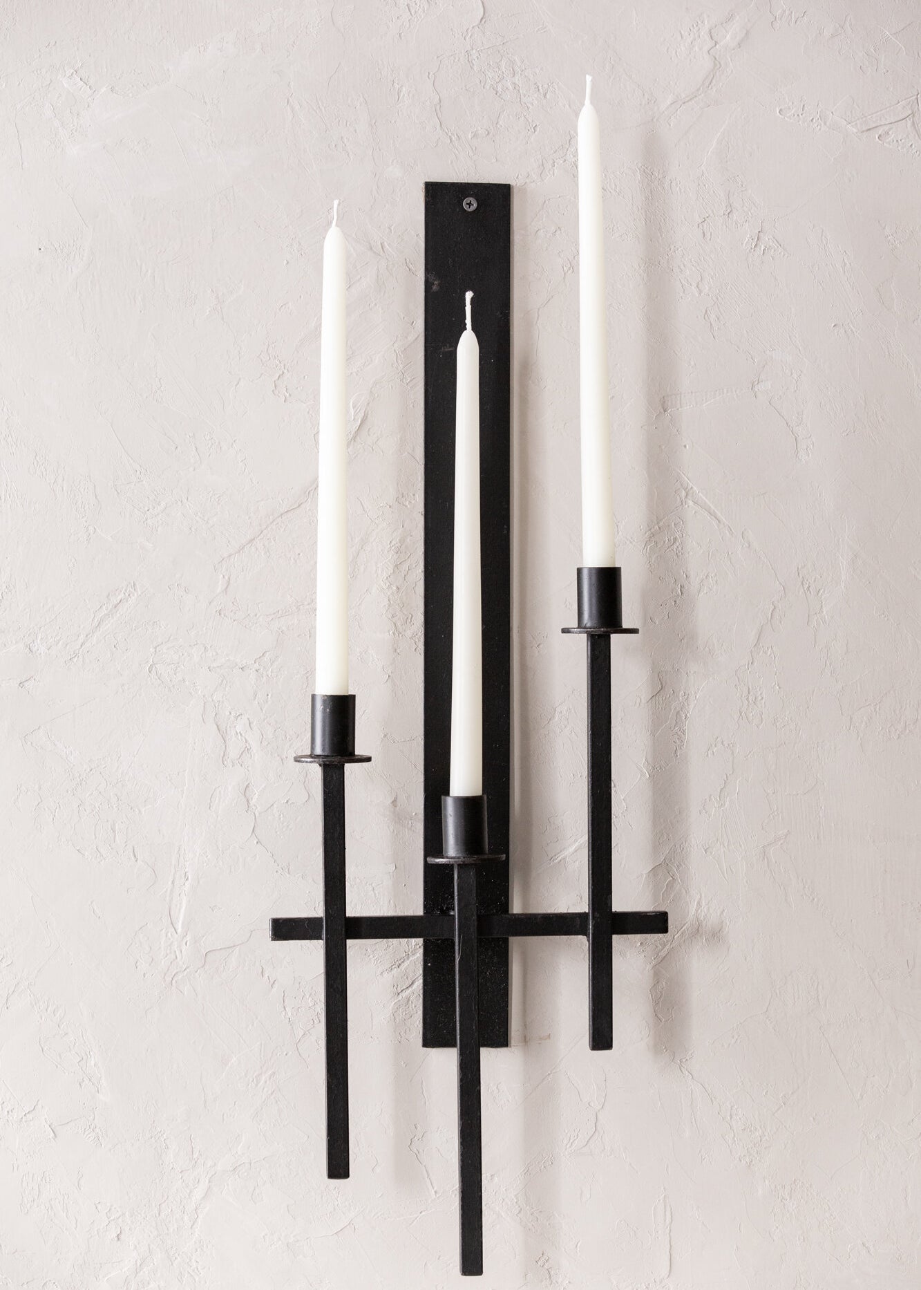 vintage_iron_candleholder-1.jpg