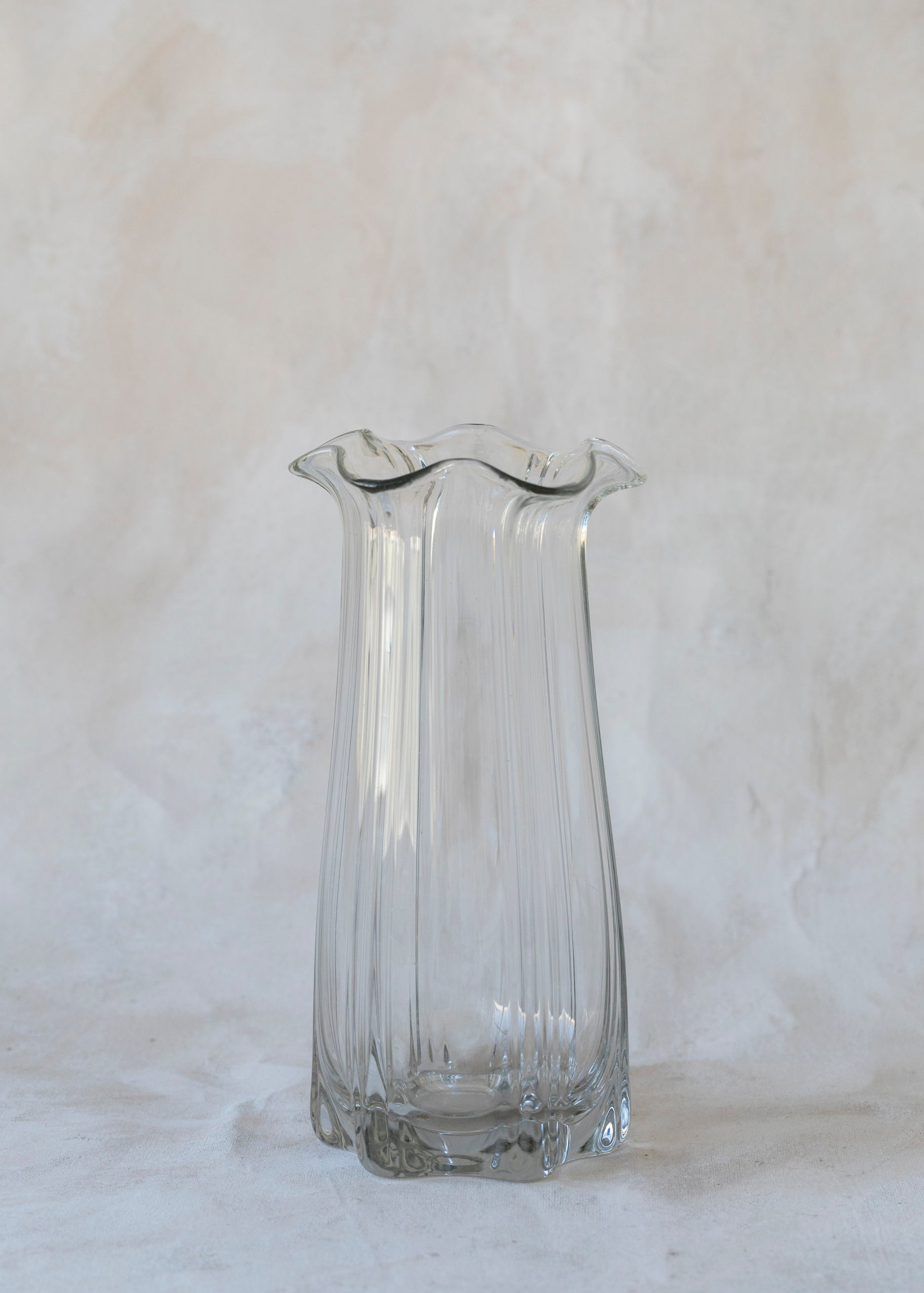 vintage_large_glass_ruffle_edge_vase.jpg