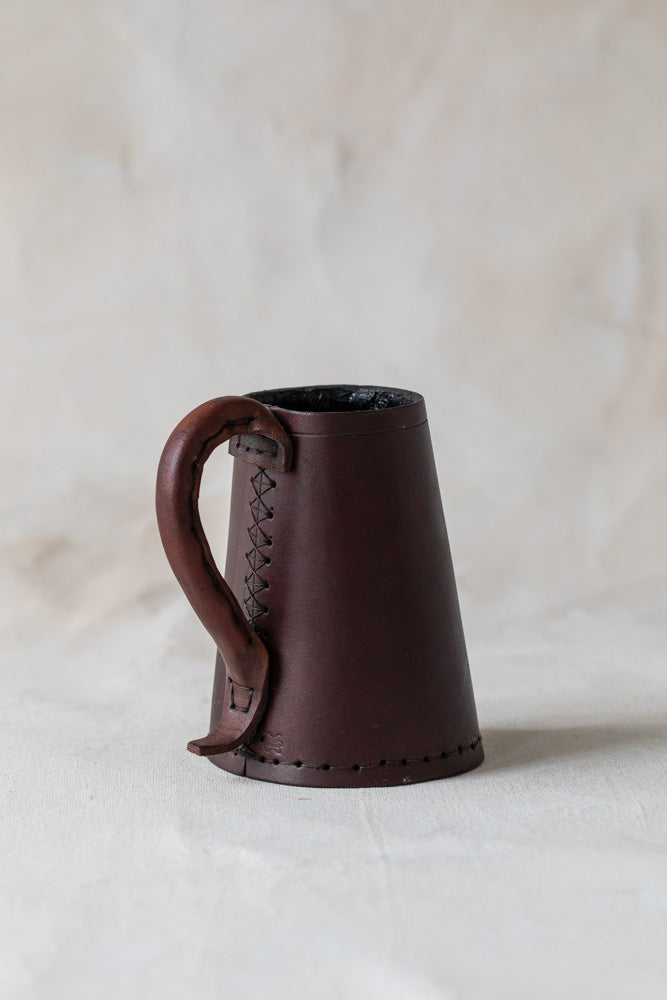 Vintage Tudor Leather Mug