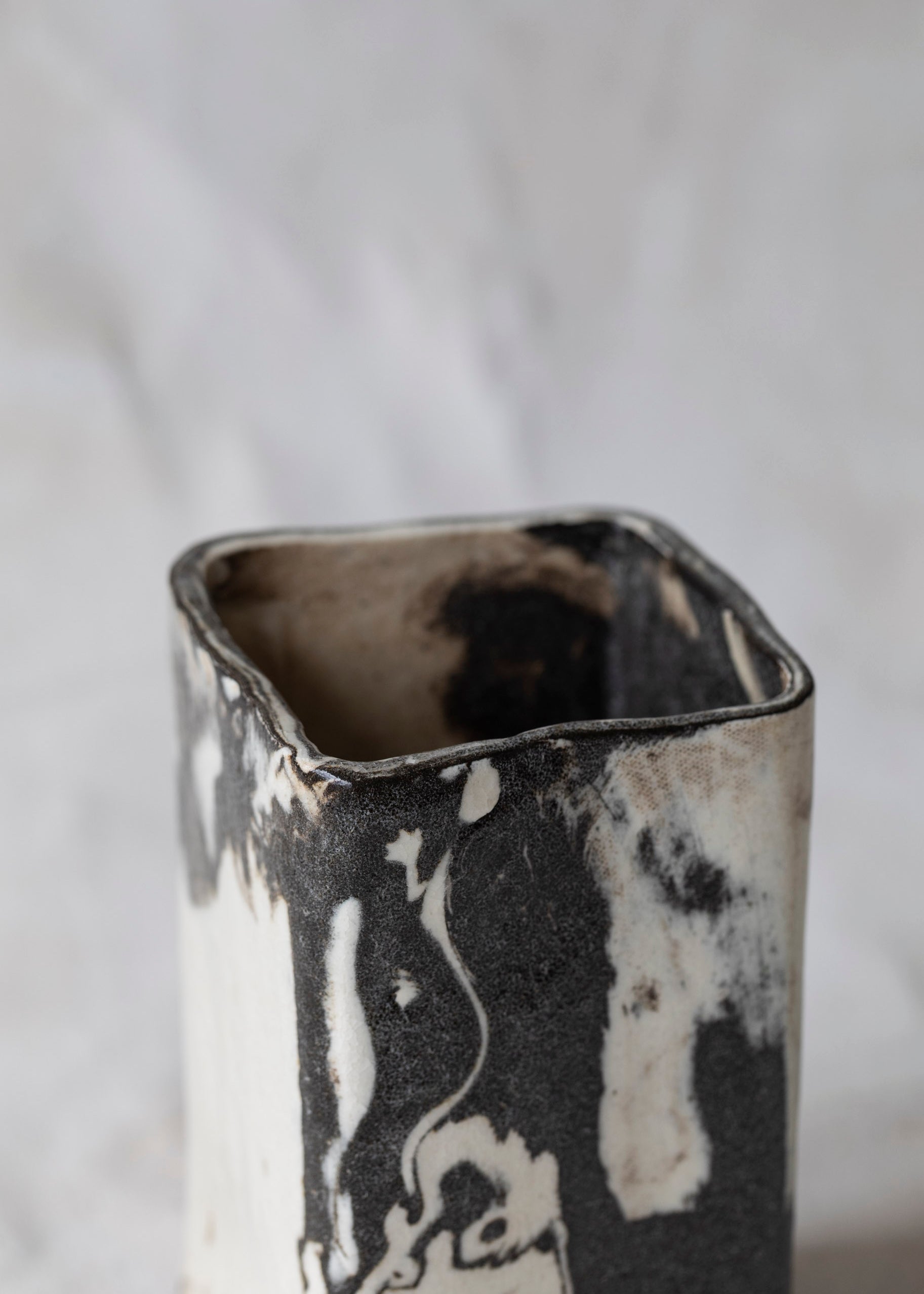 vintage_marbled_square_vase-3.jpg