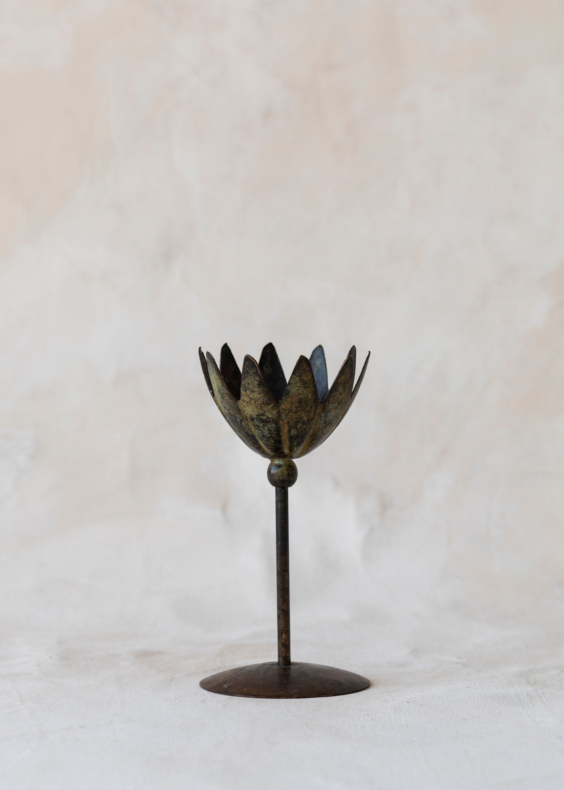vintage_metal_flower-2.jpg
